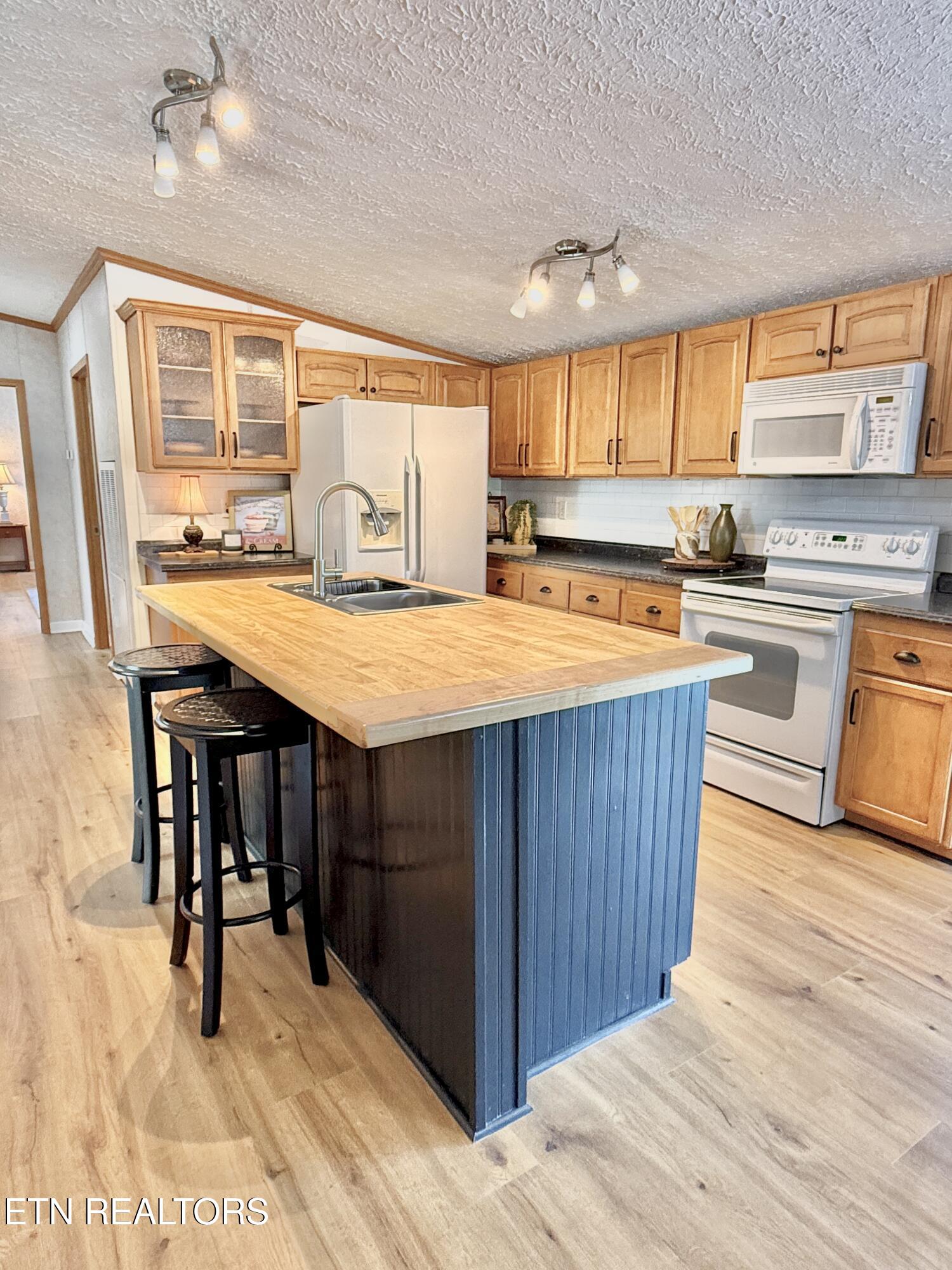 1059 Dean Circle Dandridge TN 37725