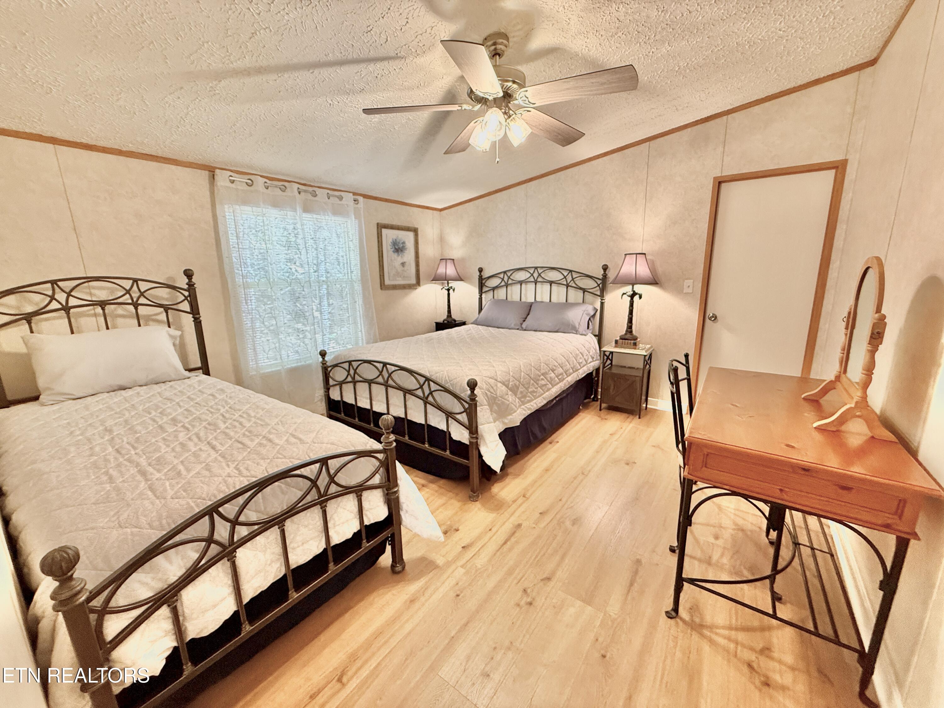 1059 Dean Circle Dandridge TN 37725