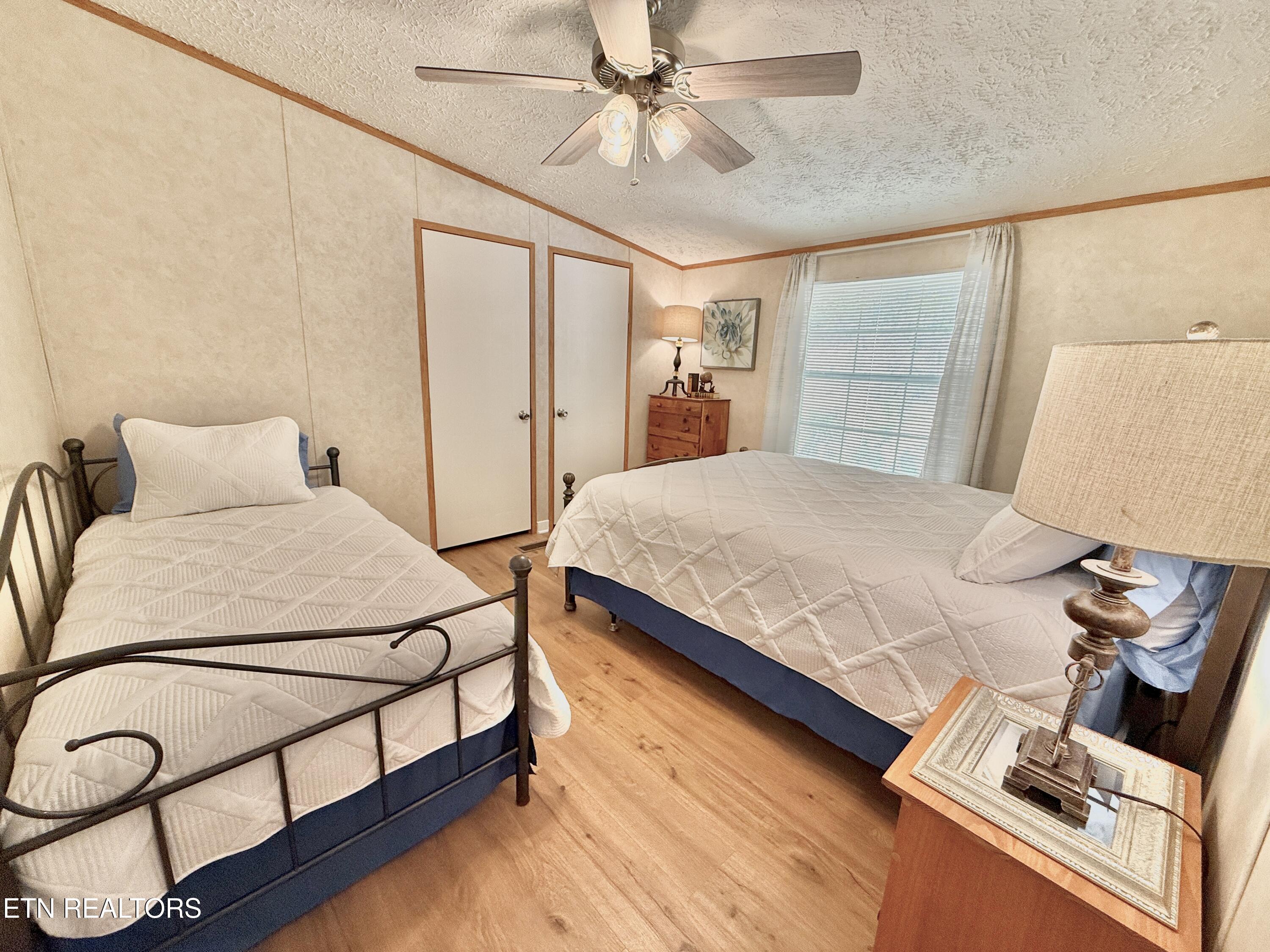 1059 Dean Circle Dandridge TN 37725
