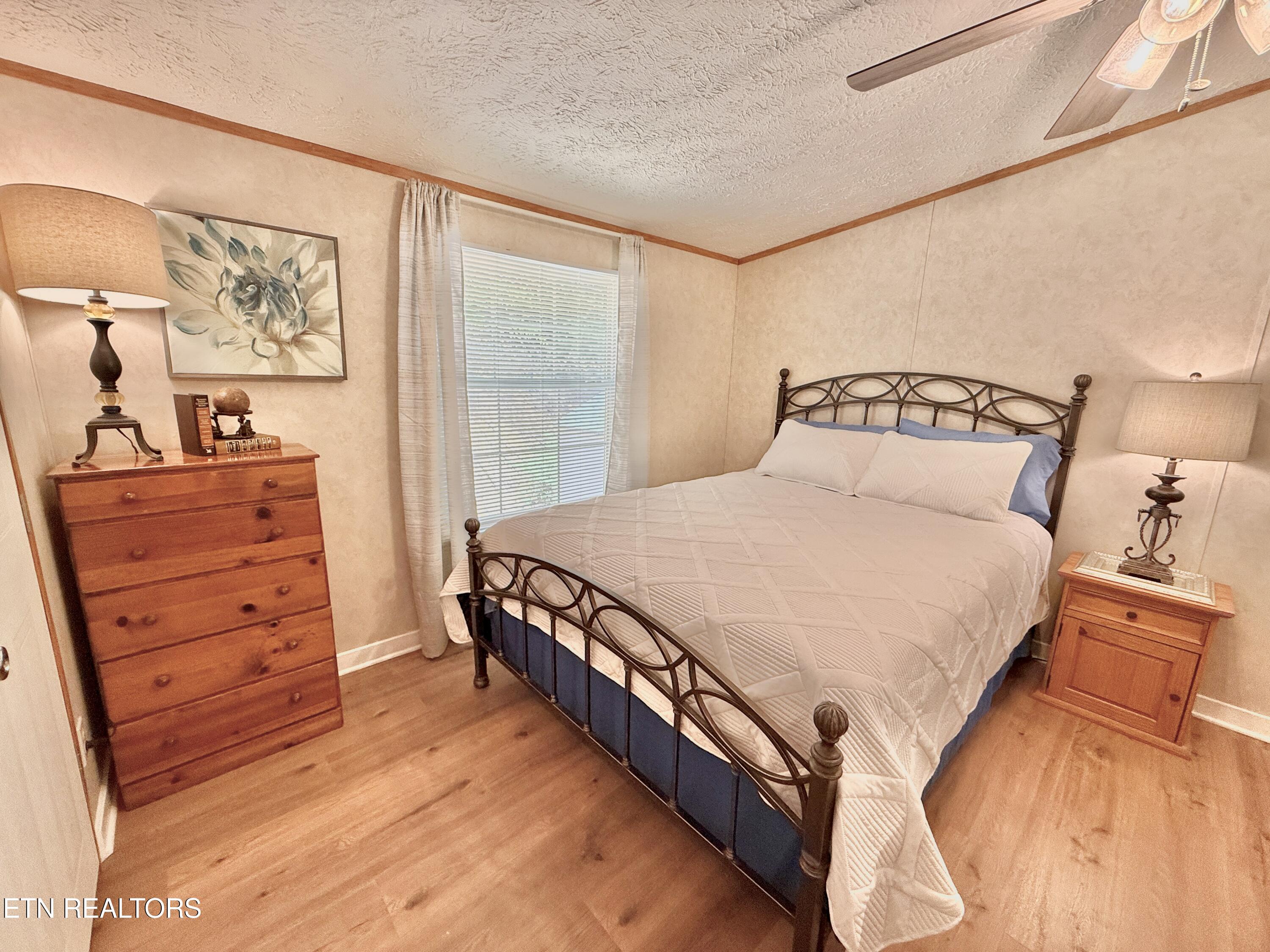 1059 Dean Circle Dandridge TN 37725