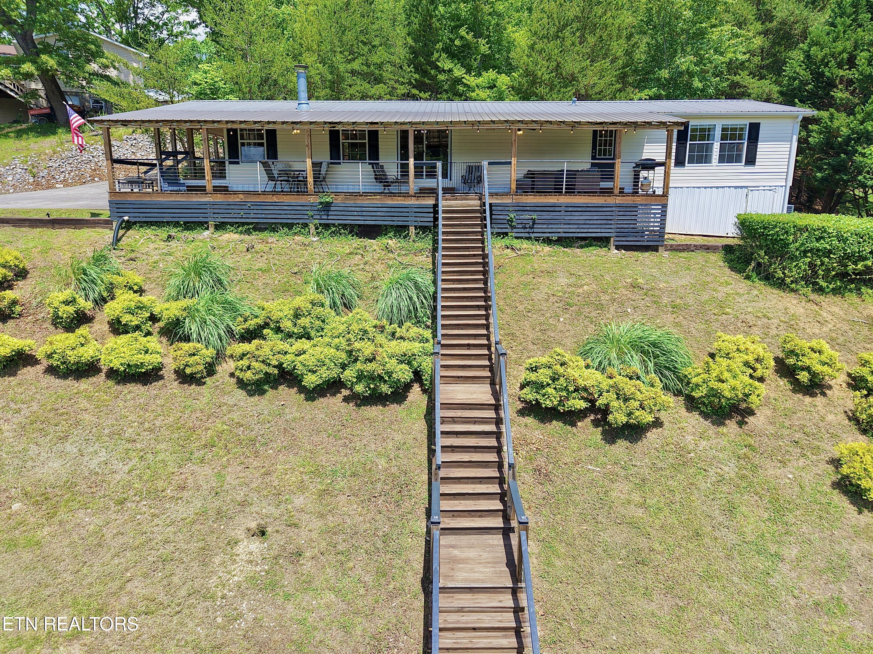 1059 Dean Circle Dandridge TN 37725