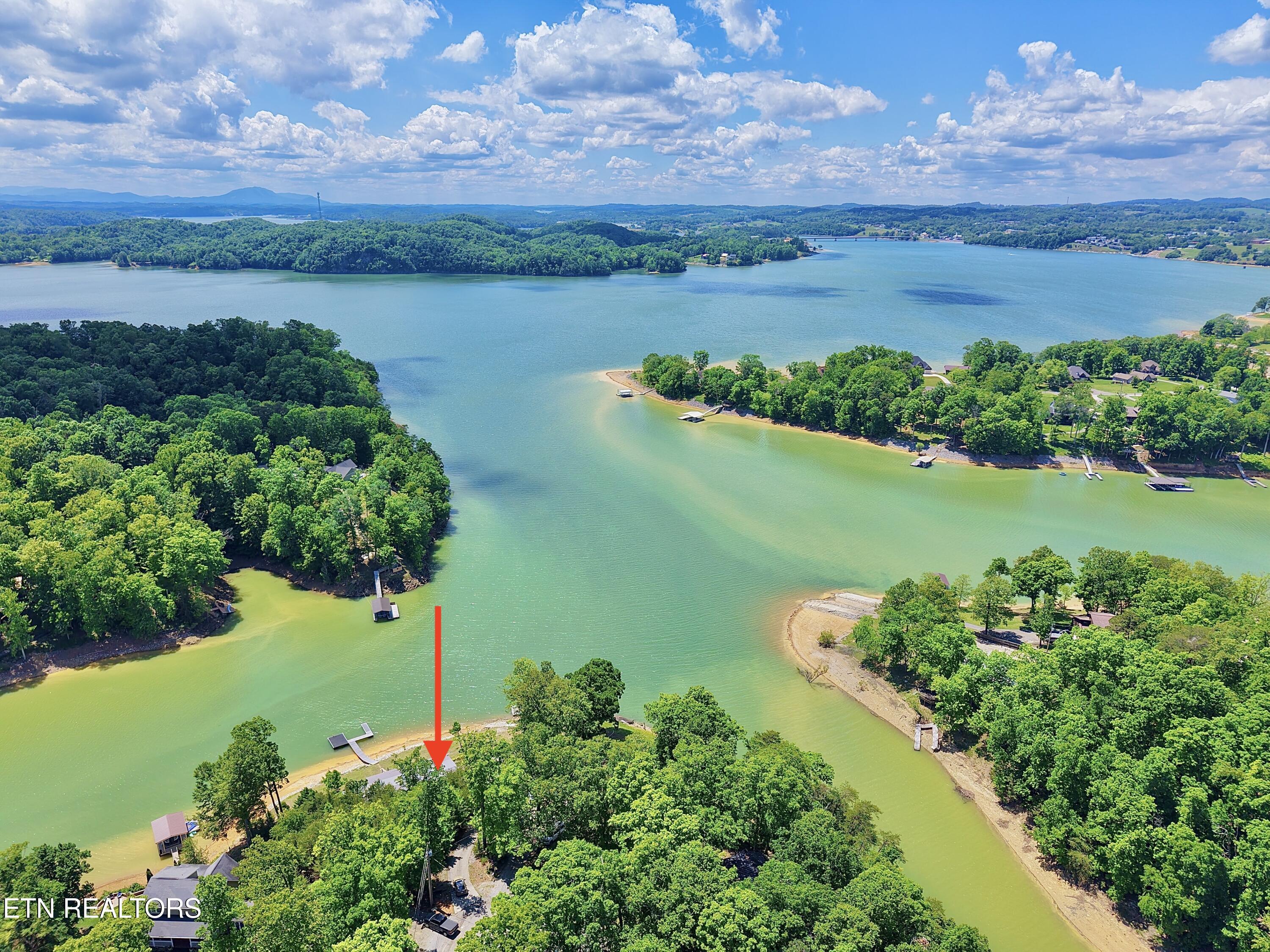 1059 Dean Circle Dandridge TN 37725