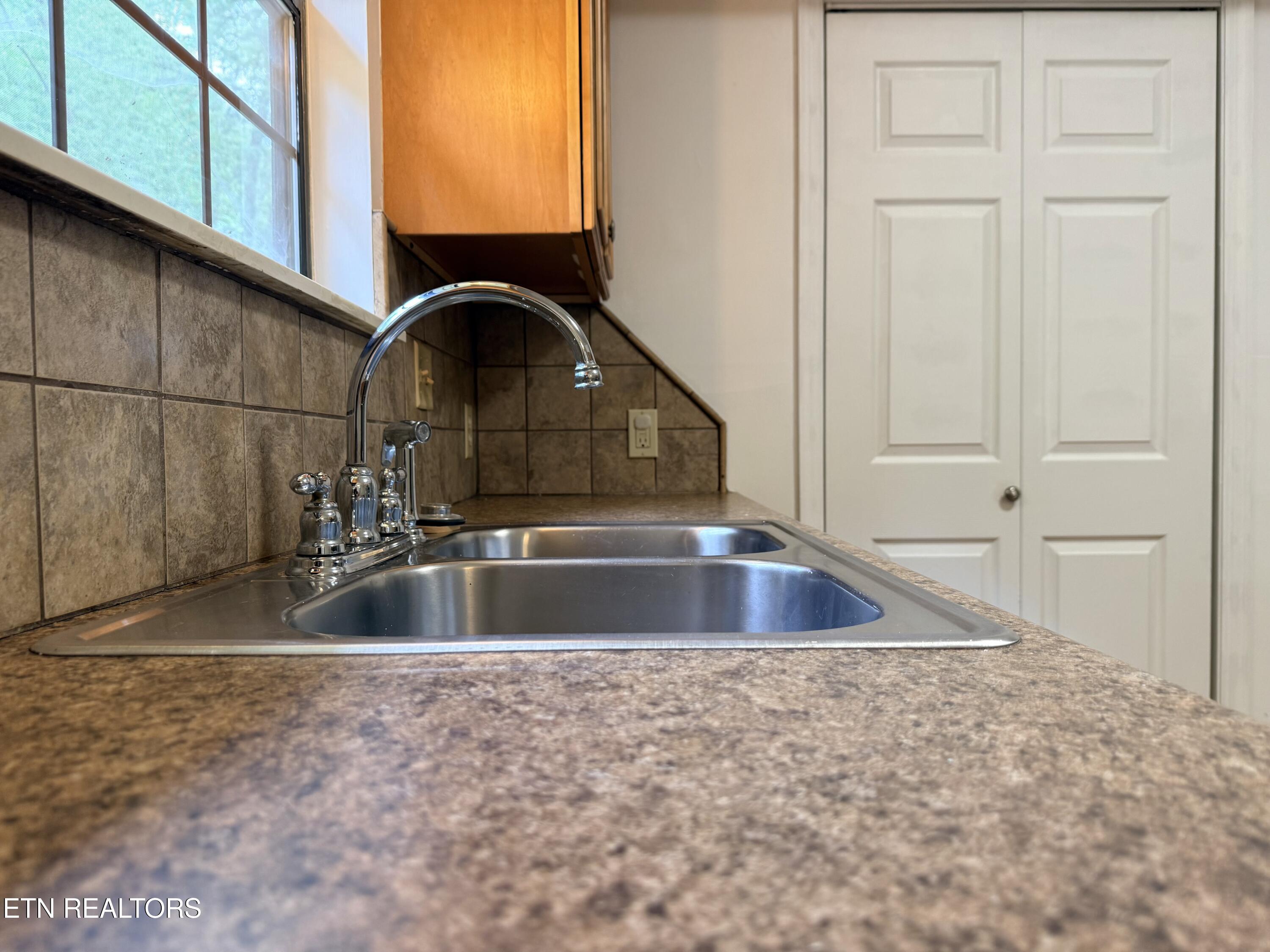 4905 Wilkshire Drive Knoxville TN 37921
