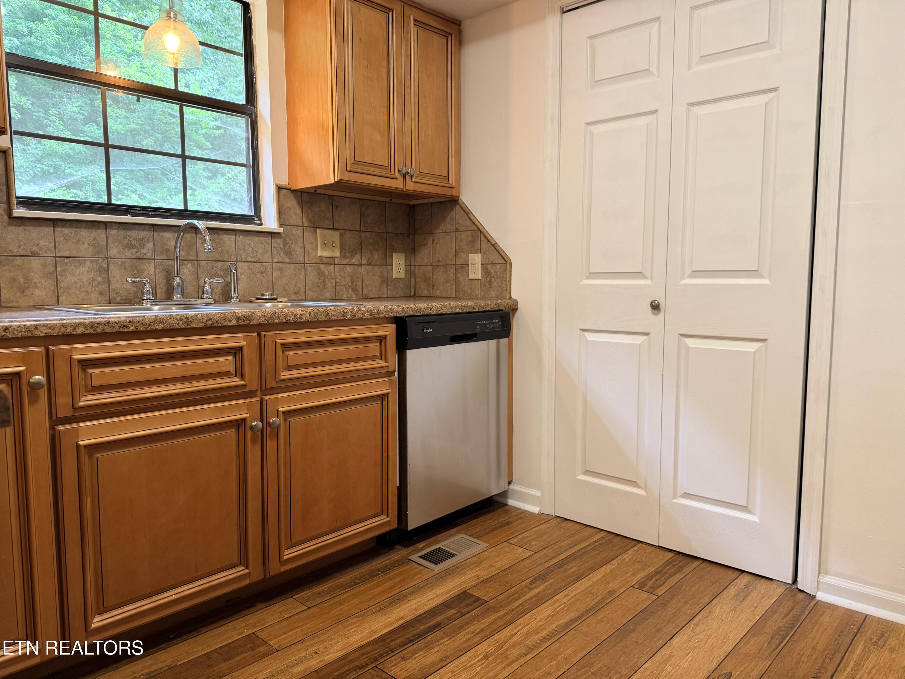 4905 Wilkshire Drive Knoxville TN 37921