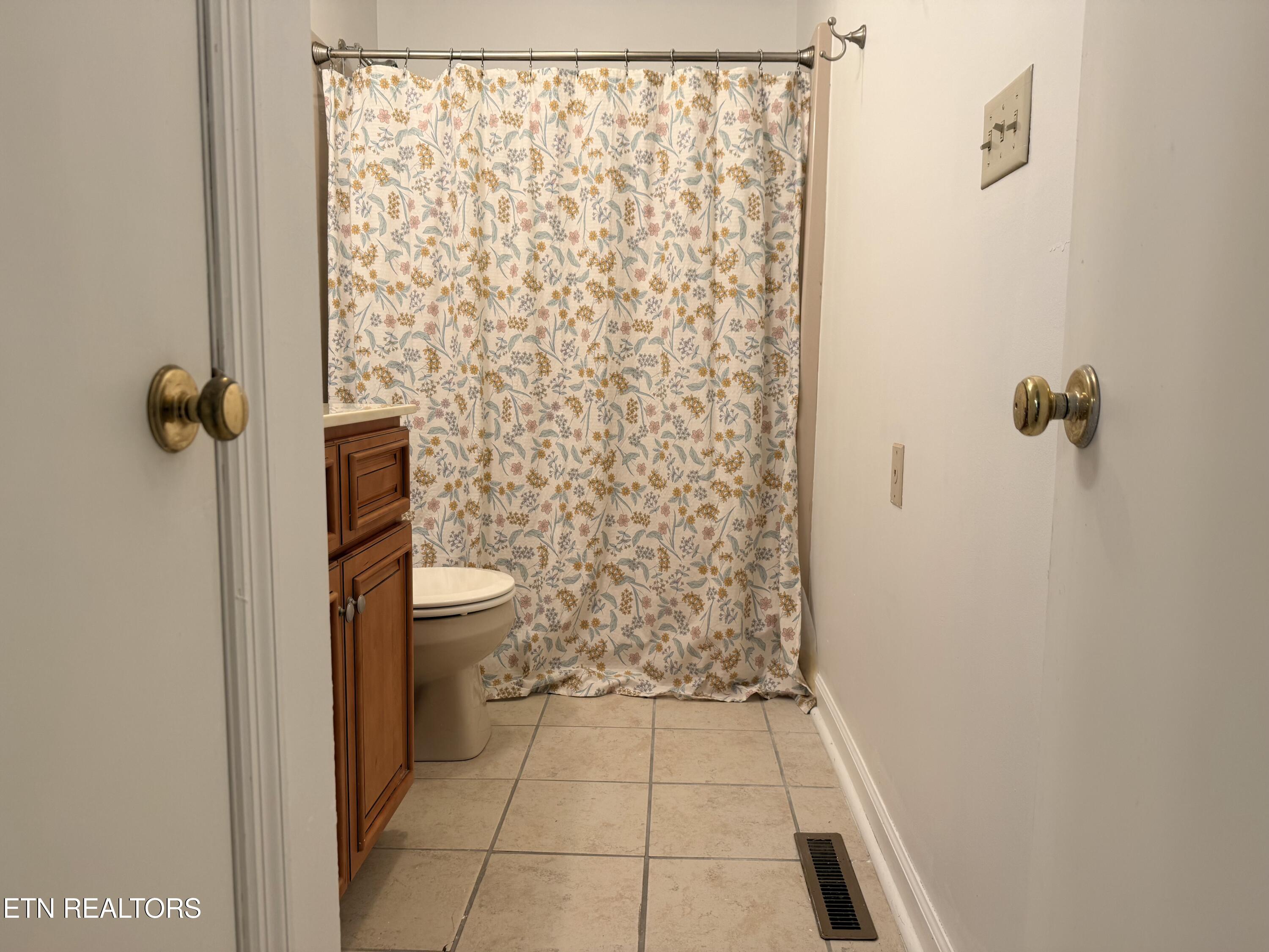 4905 Wilkshire Drive Knoxville TN 37921