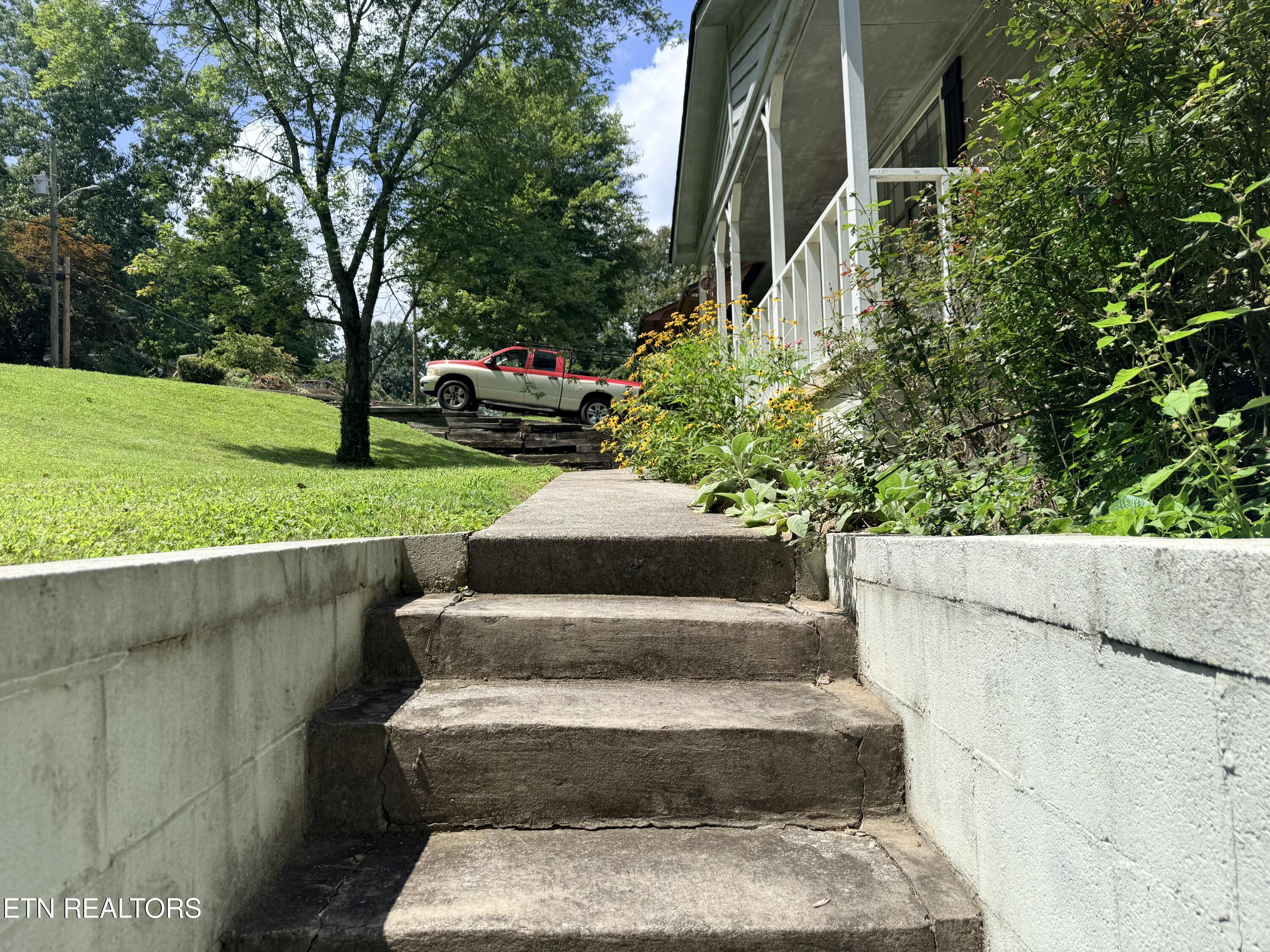 4905 Wilkshire Drive Knoxville TN 37921
