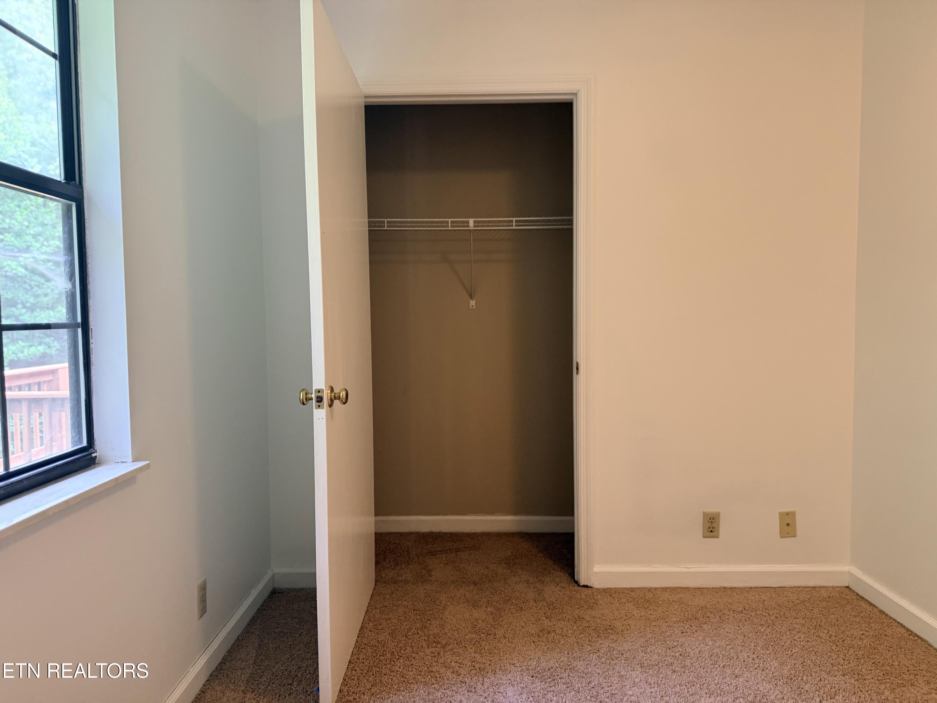 4905 Wilkshire Drive Knoxville TN 37921