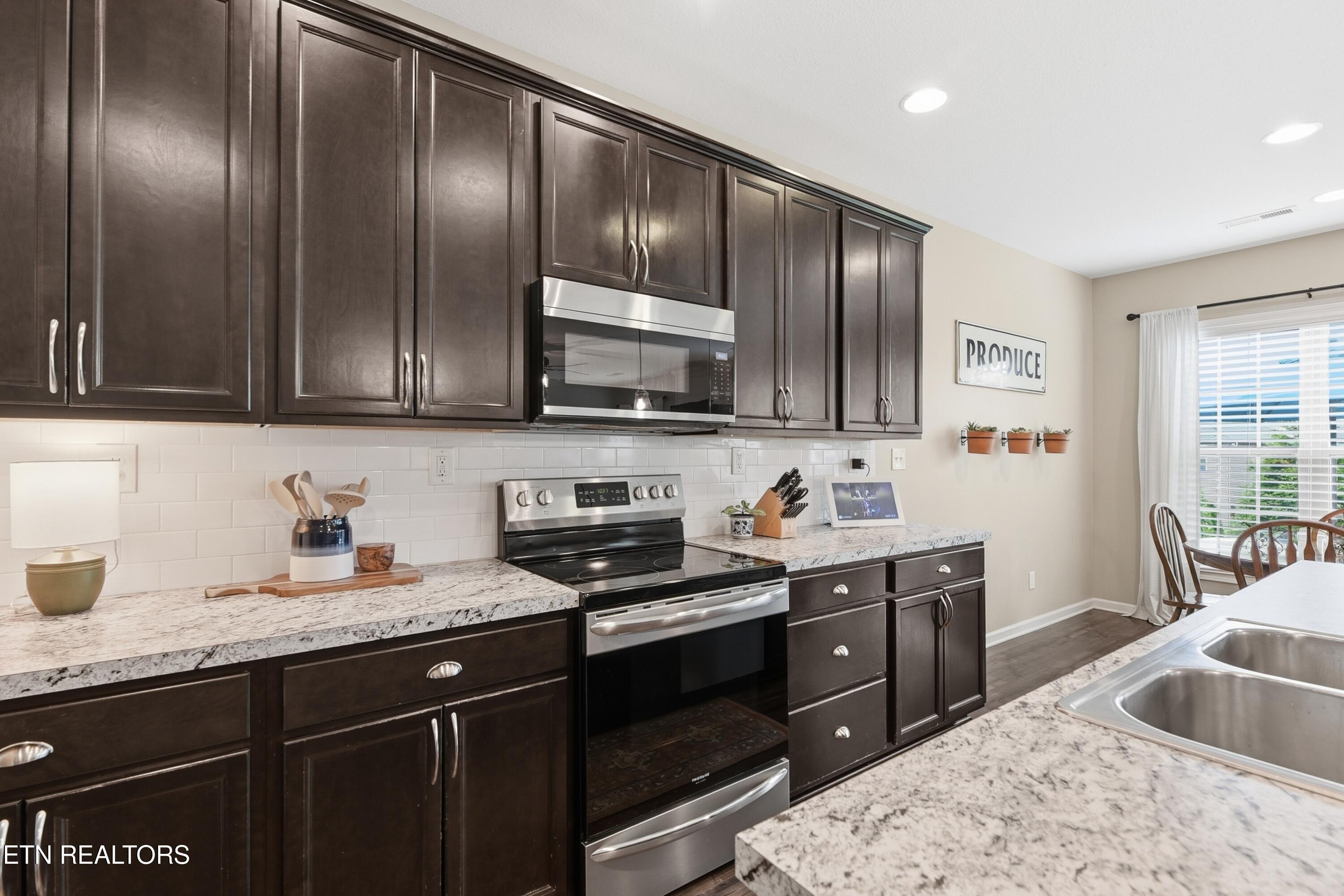 1828 Glen Shady Boulevard Knoxville TN 37922