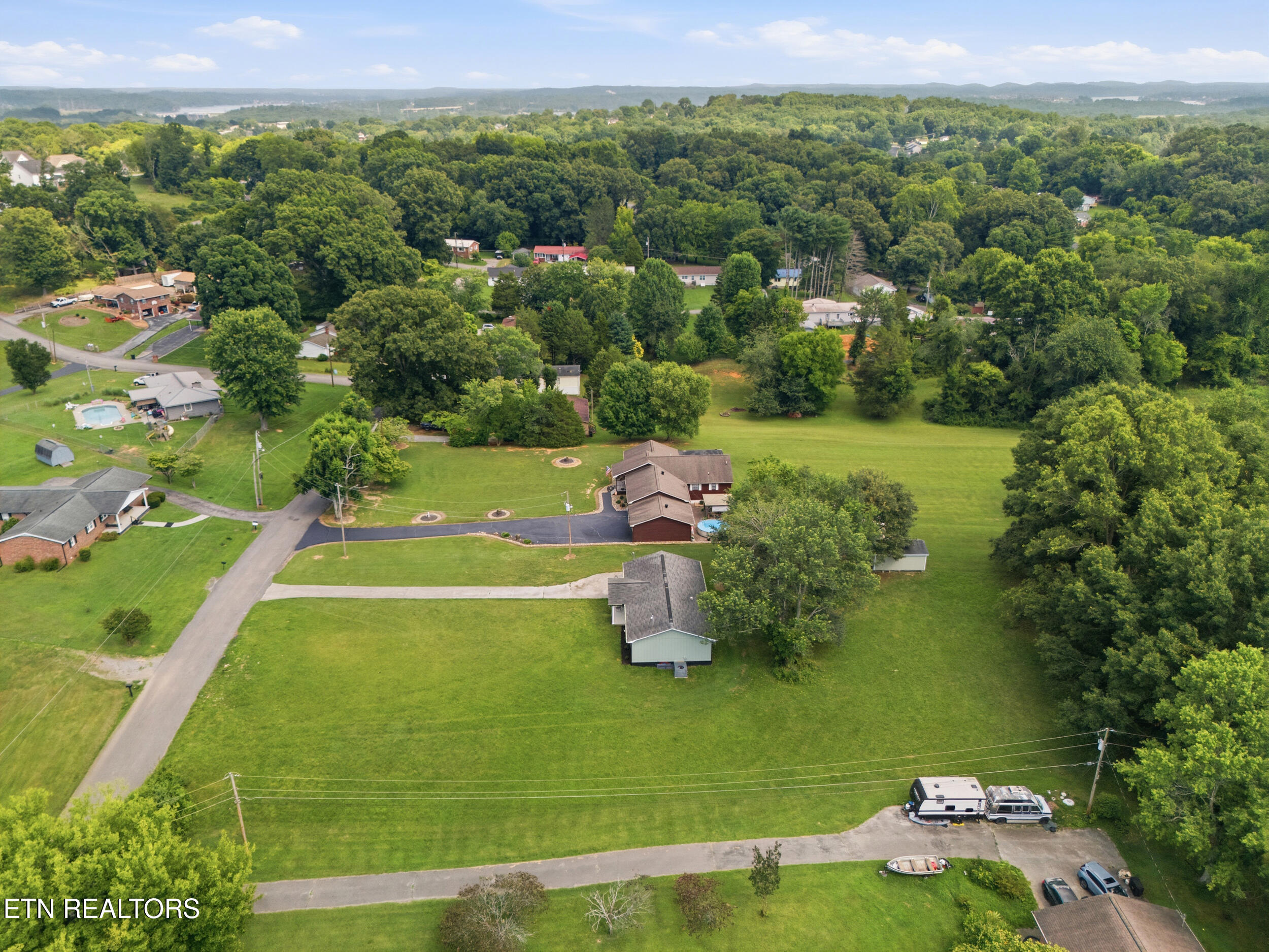 154 Selma Street Lenoir City TN 37771