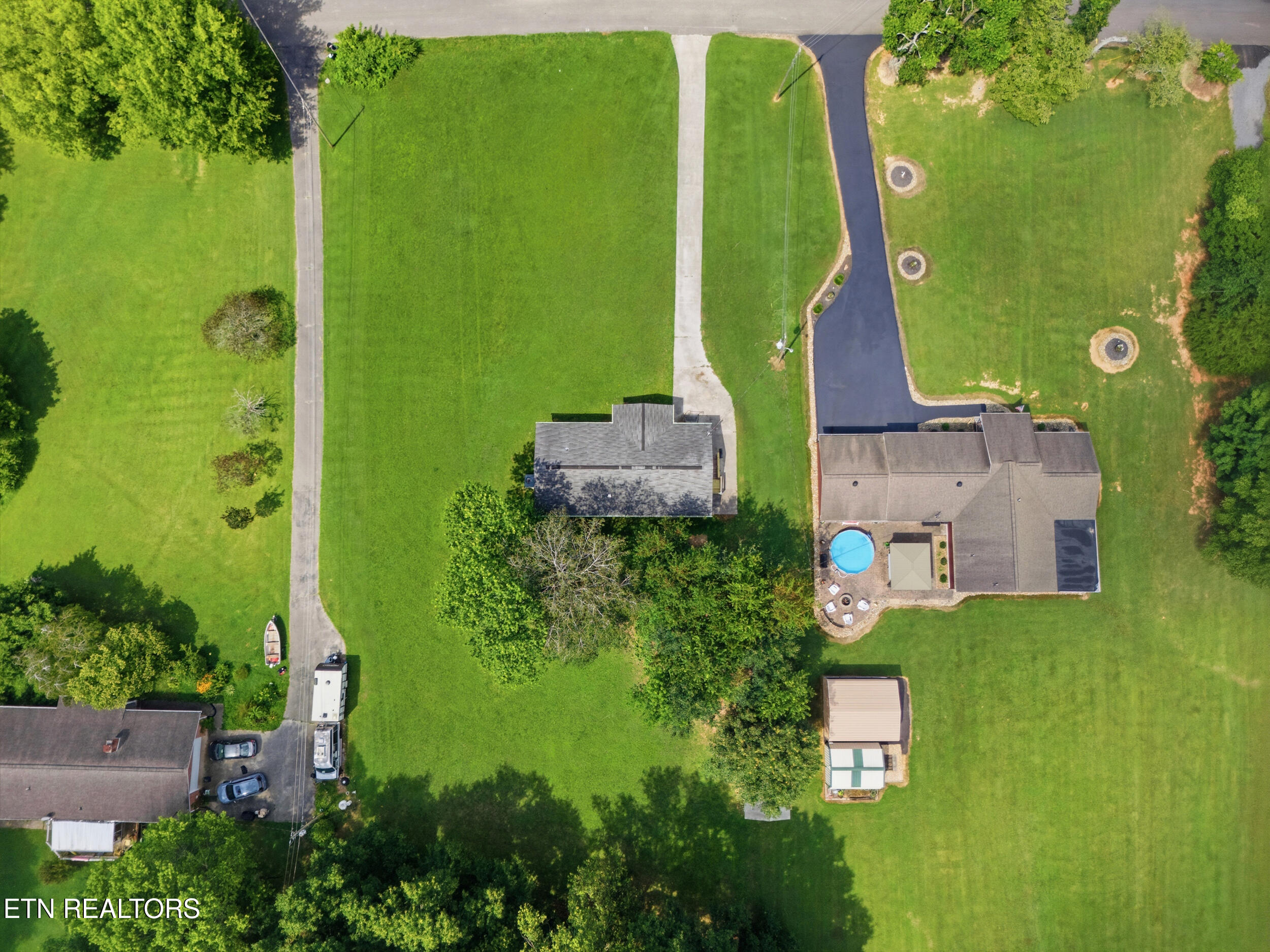 154 Selma Street Lenoir City TN 37771