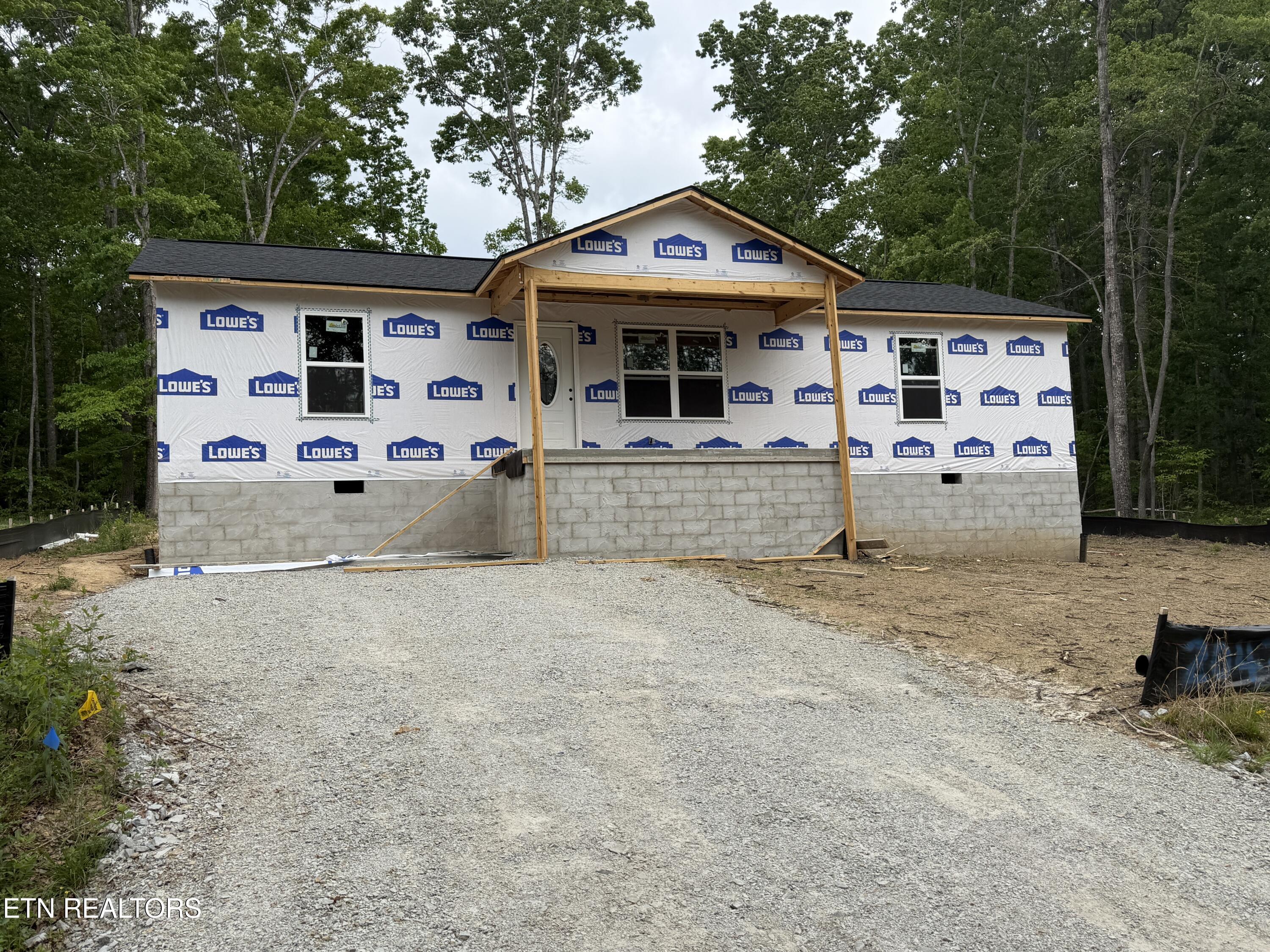 2043 Iowa Drive Crossville TN 38572