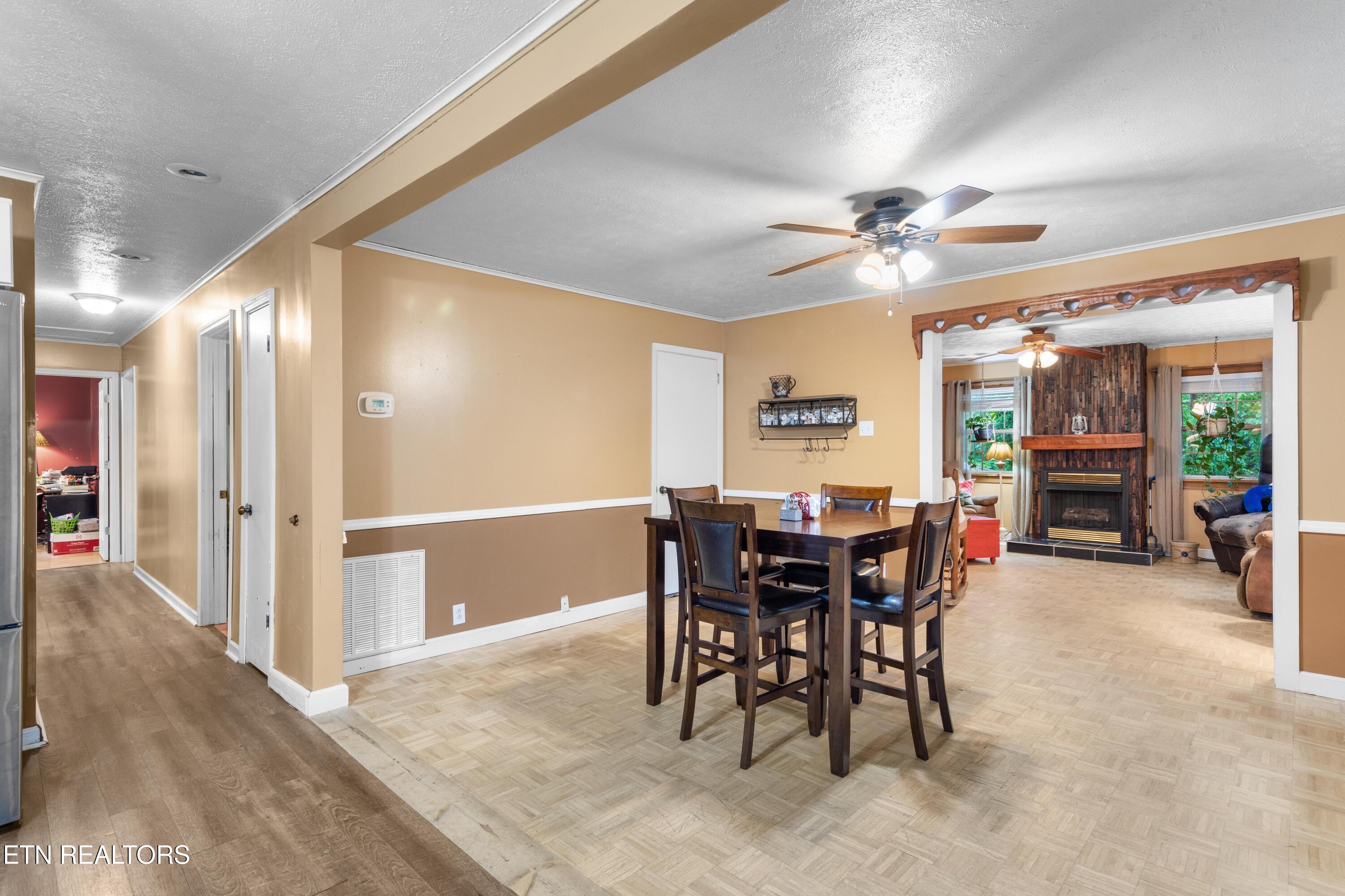 217 Jackson Drive Harriman TN 37748