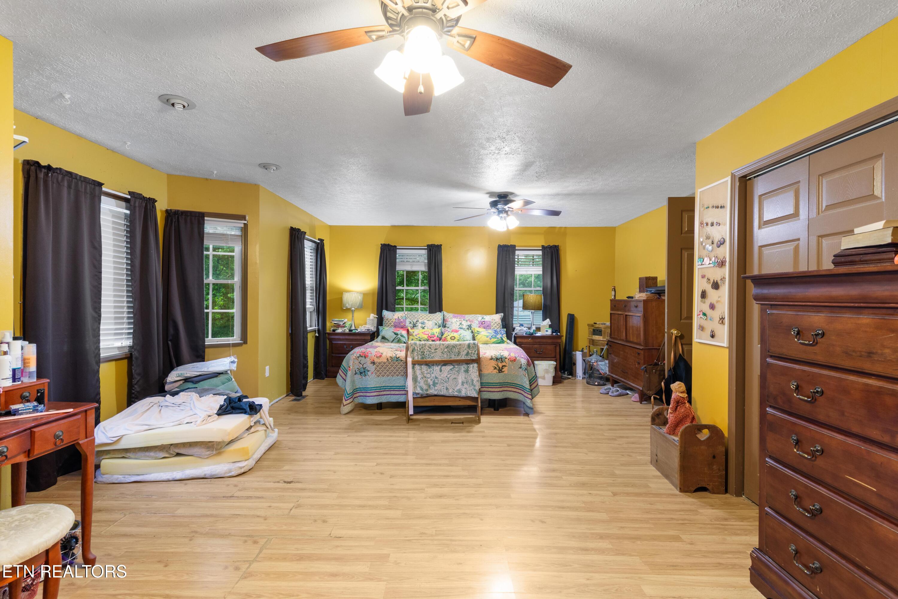 217 Jackson Drive Harriman TN 37748