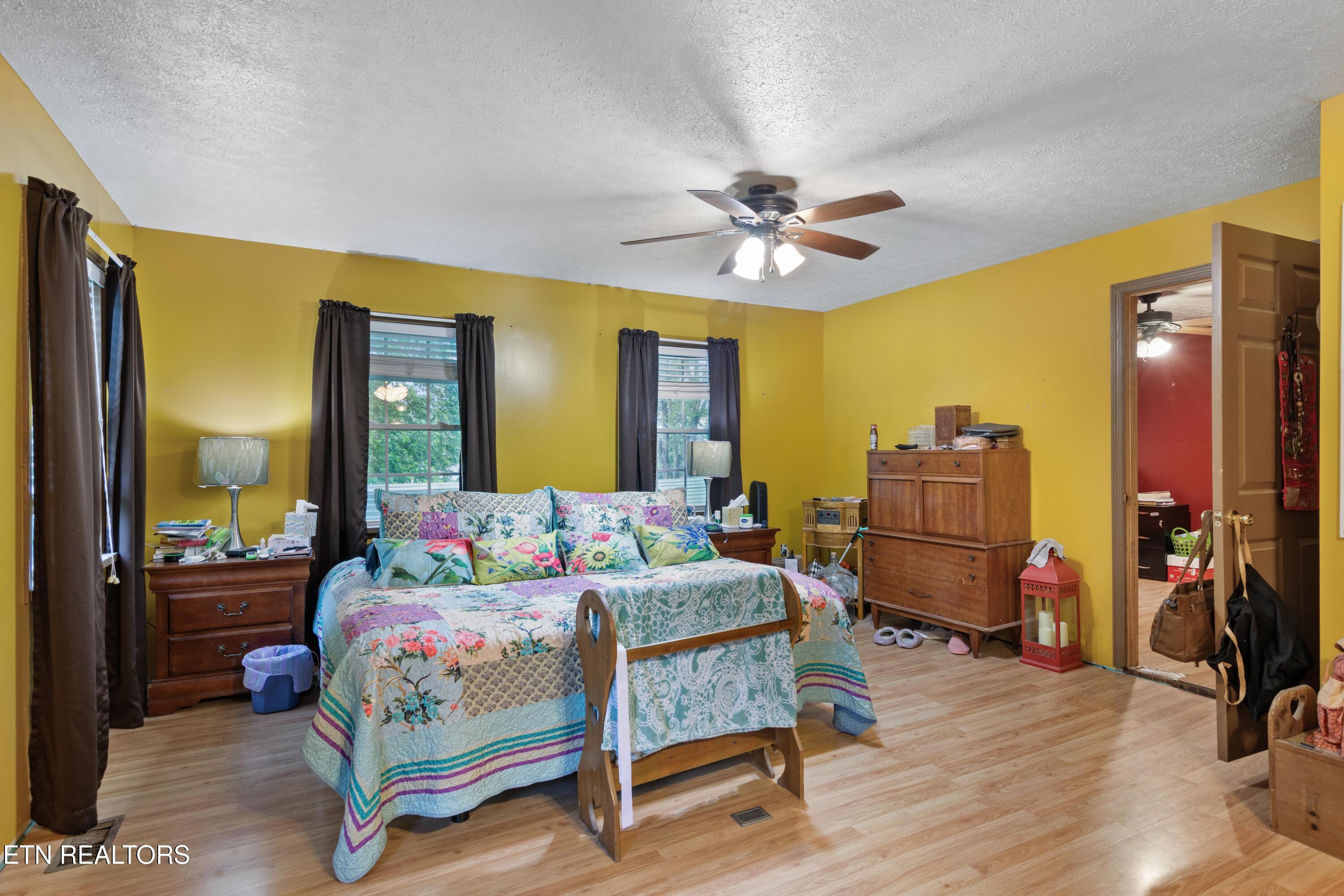 217 Jackson Drive Harriman TN 37748