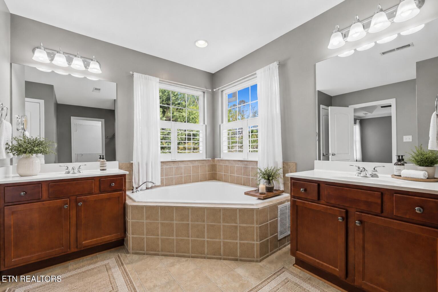1306 Pershing Hill Lane Knoxville TN 37919