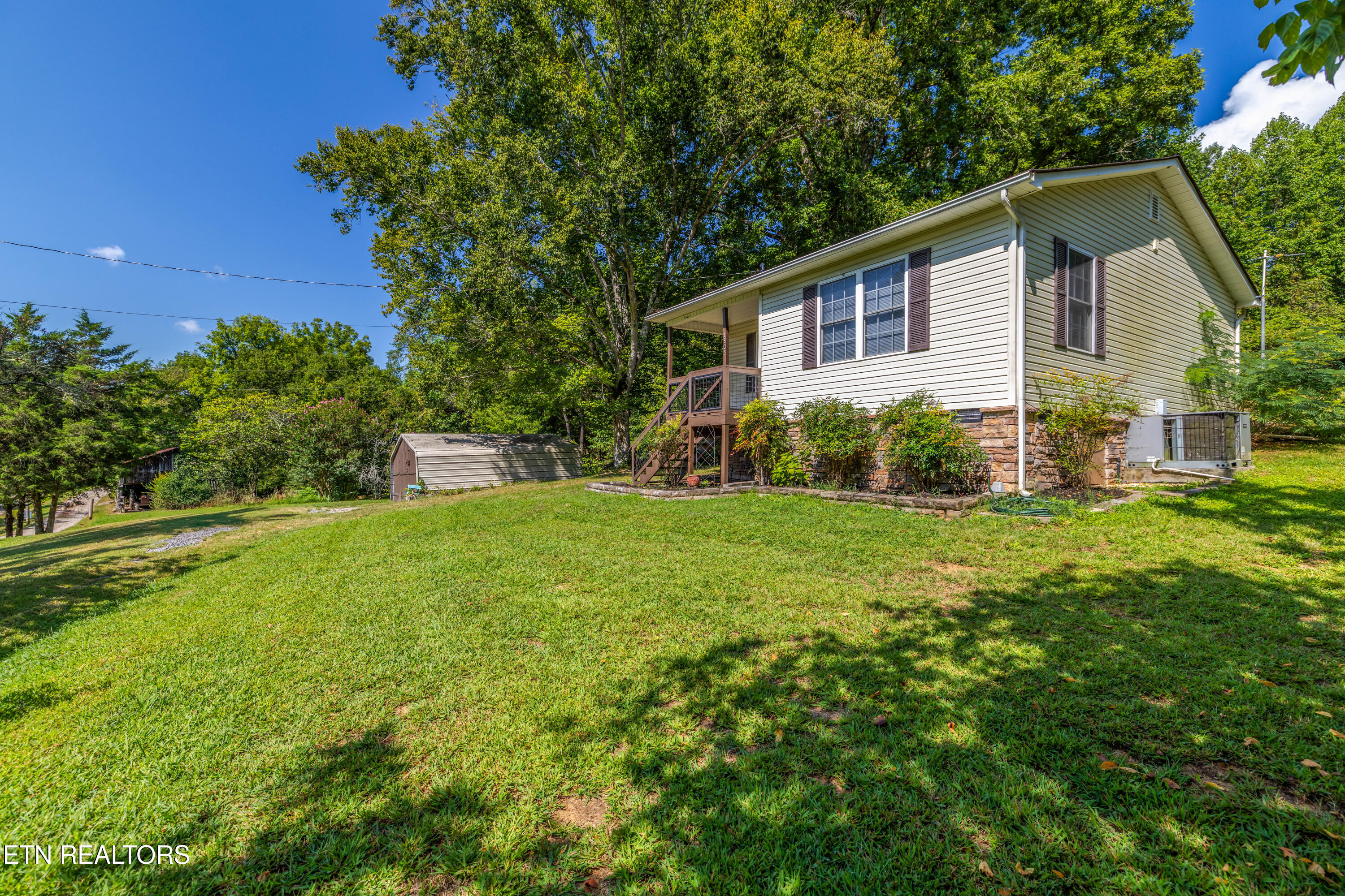 2305 Smith School Road Knoxville TN 37914