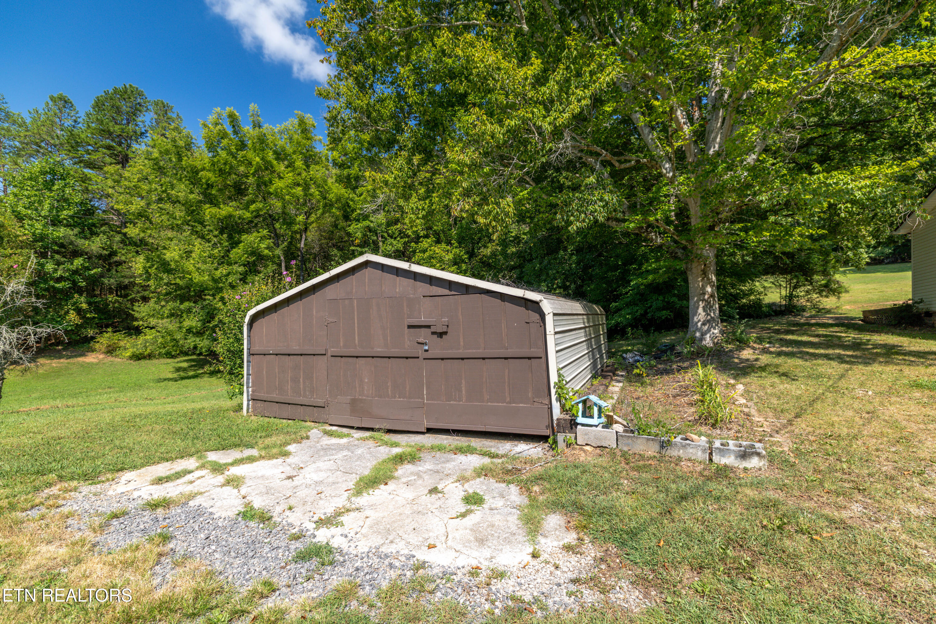 2305 Smith School Road Knoxville TN 37914