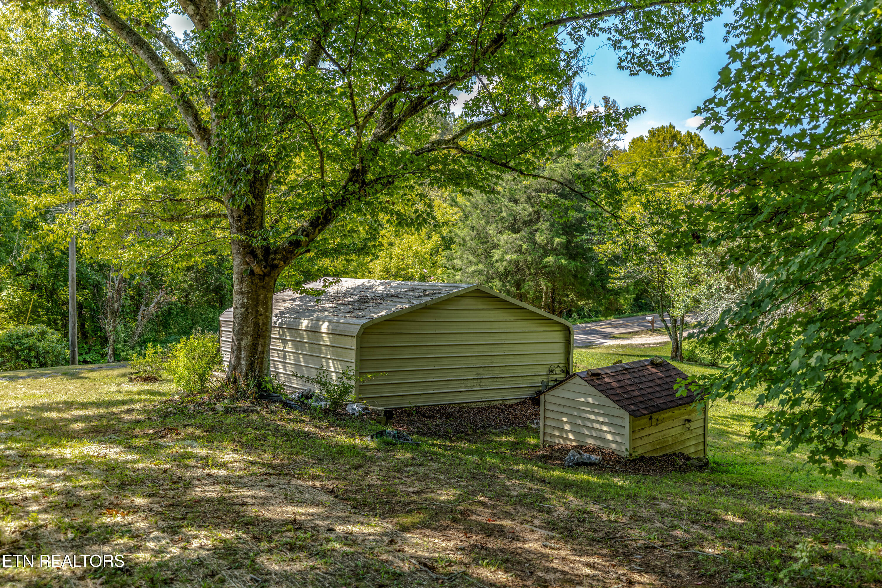2305 Smith School Road Knoxville TN 37914