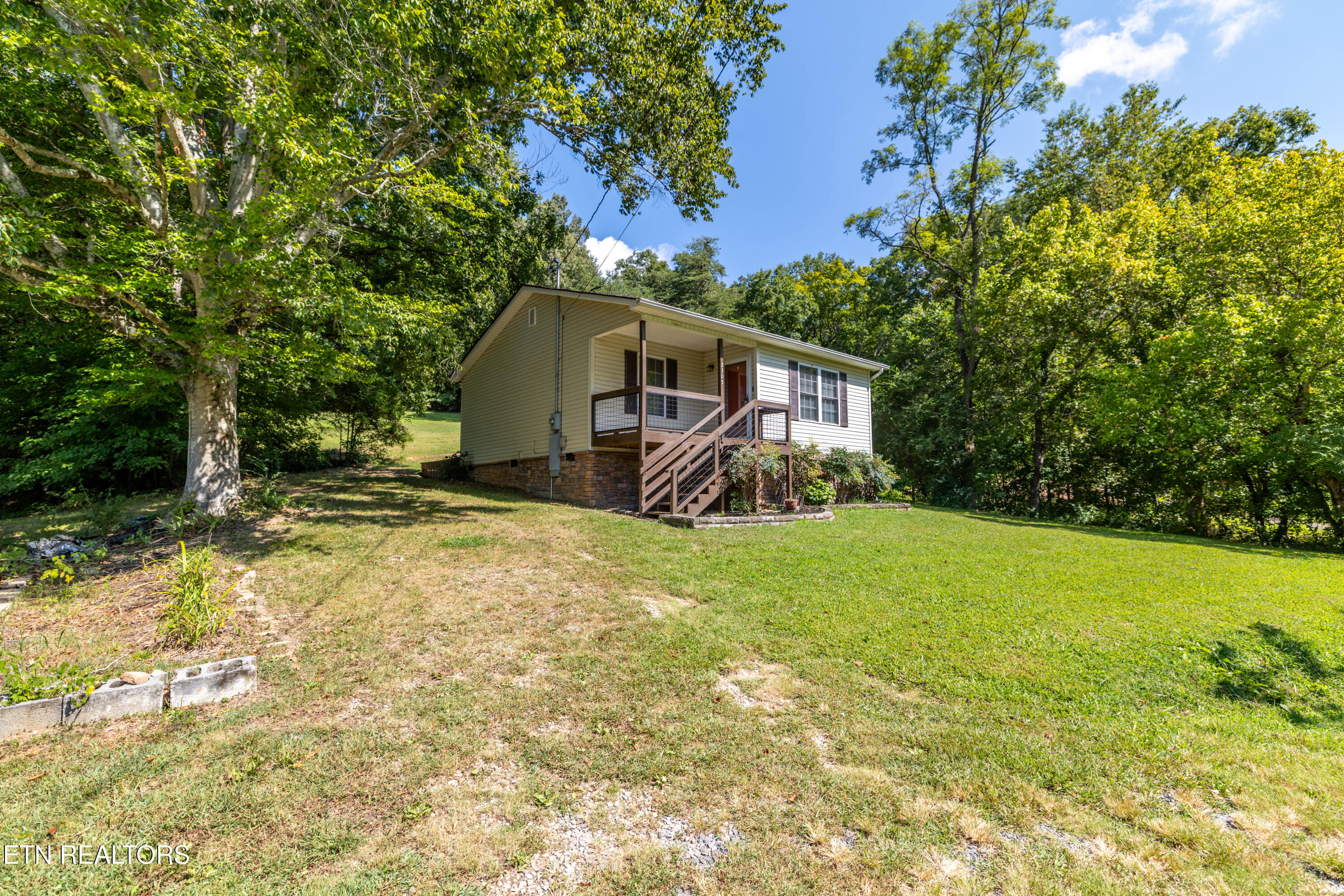 2305 Smith School Road Knoxville TN 37914