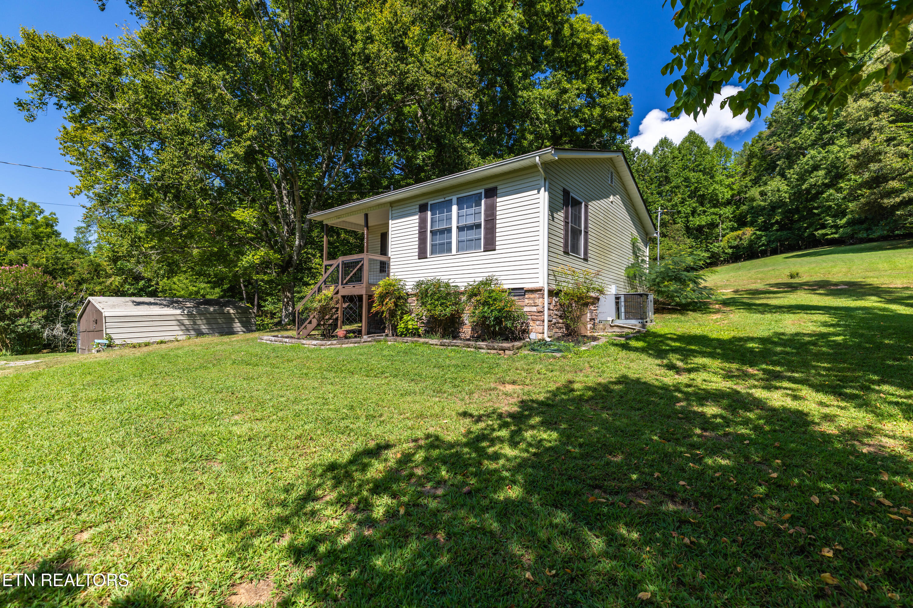 2305 Smith School Road Knoxville TN 37914