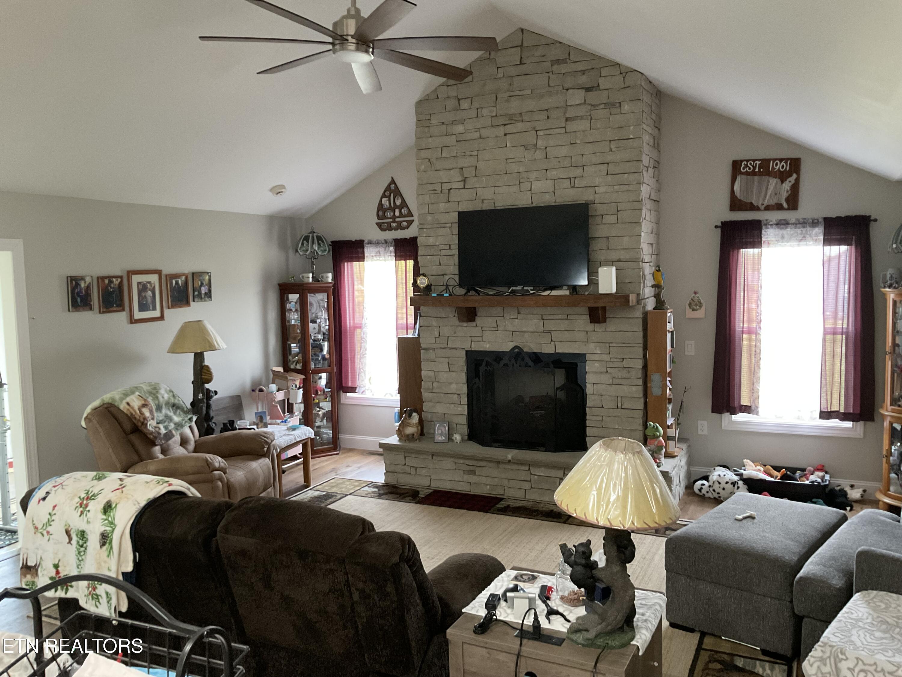 345 Colby Circle Crossville TN 38571