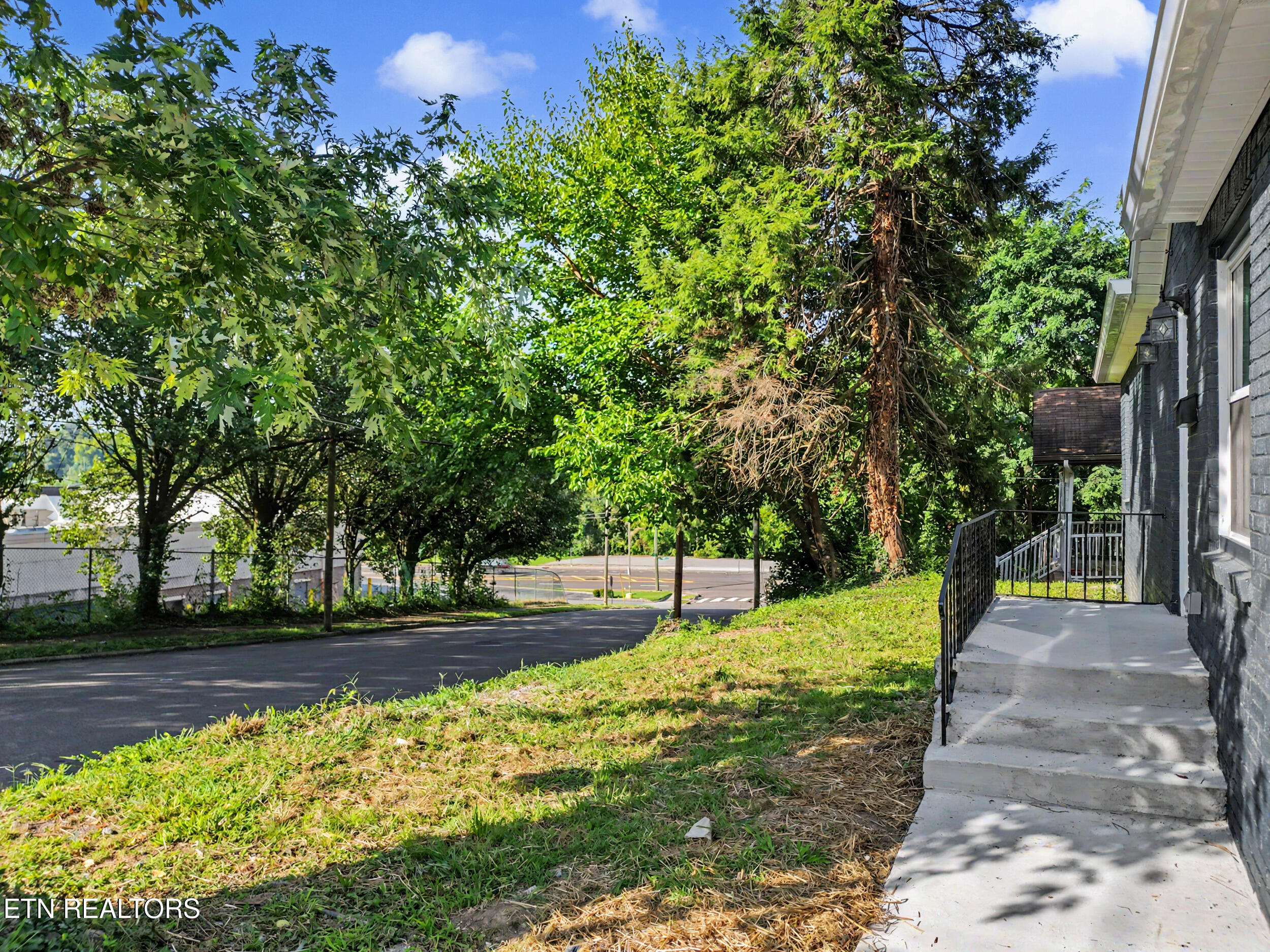 1419 Lawson Avenue Knoxville TN 37917
