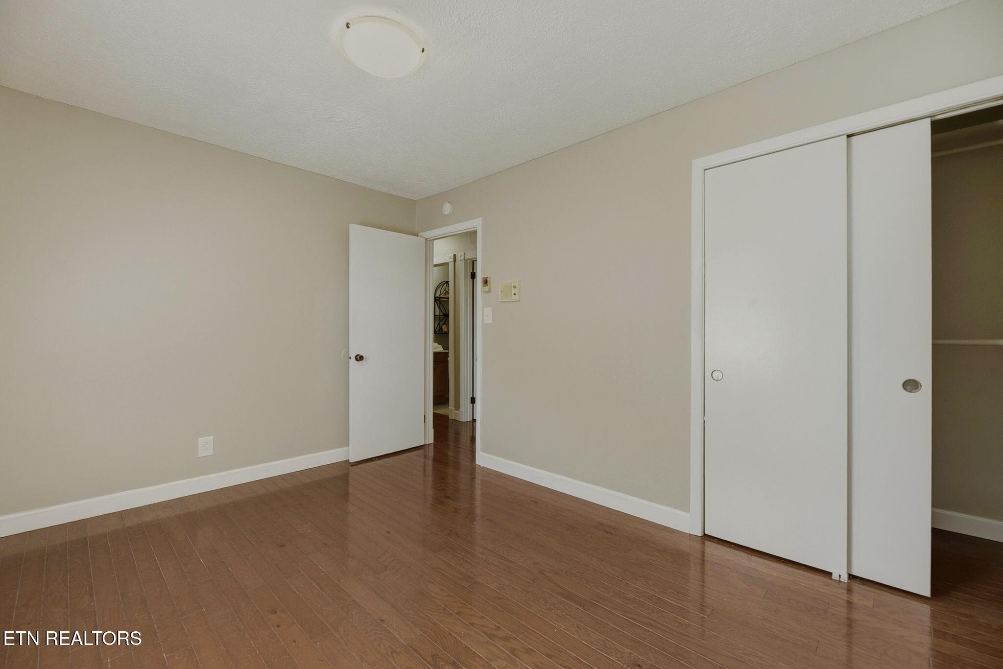 8017 Sabre Drive Knoxville TN 37919