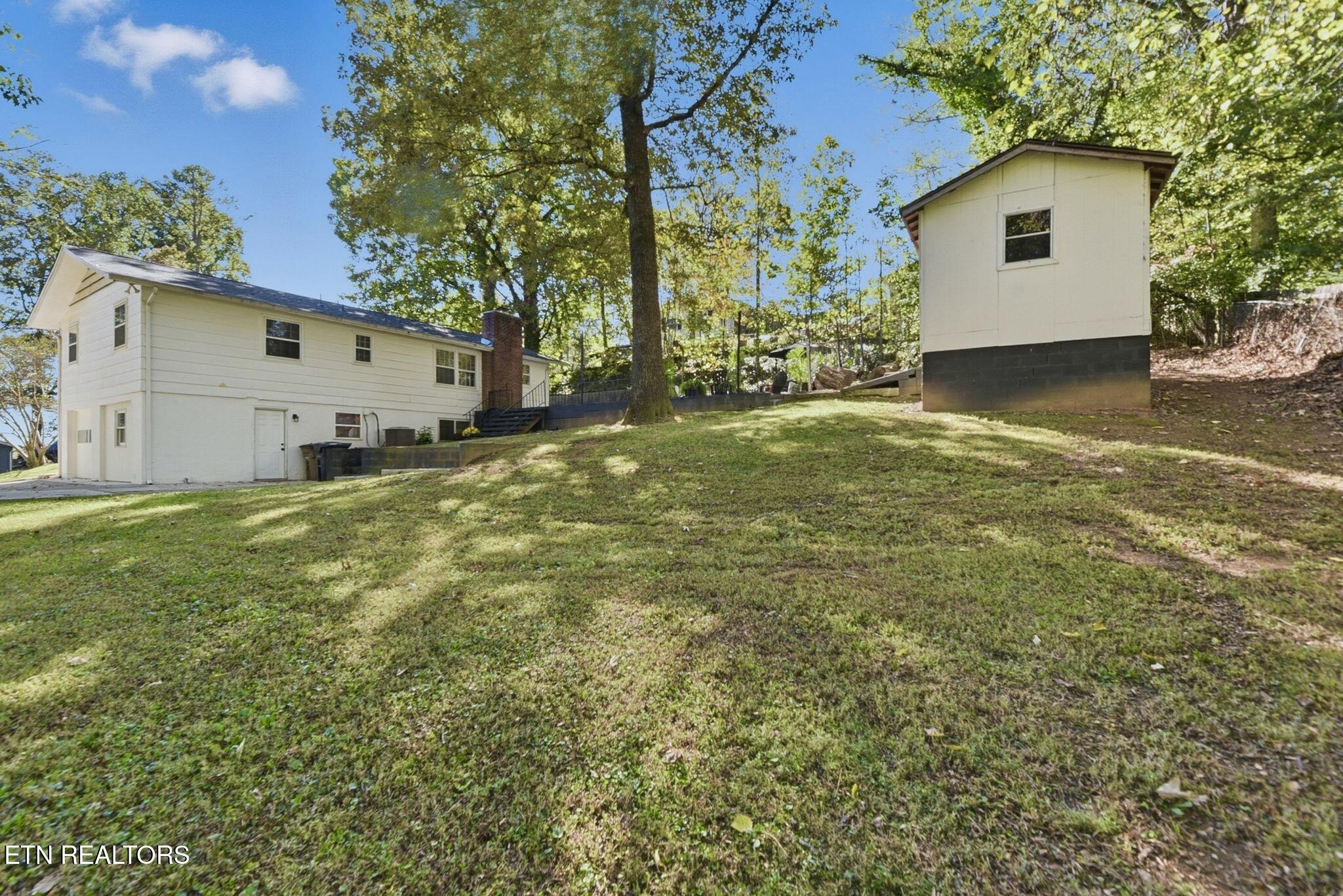 8017 Sabre Drive Knoxville TN 37919