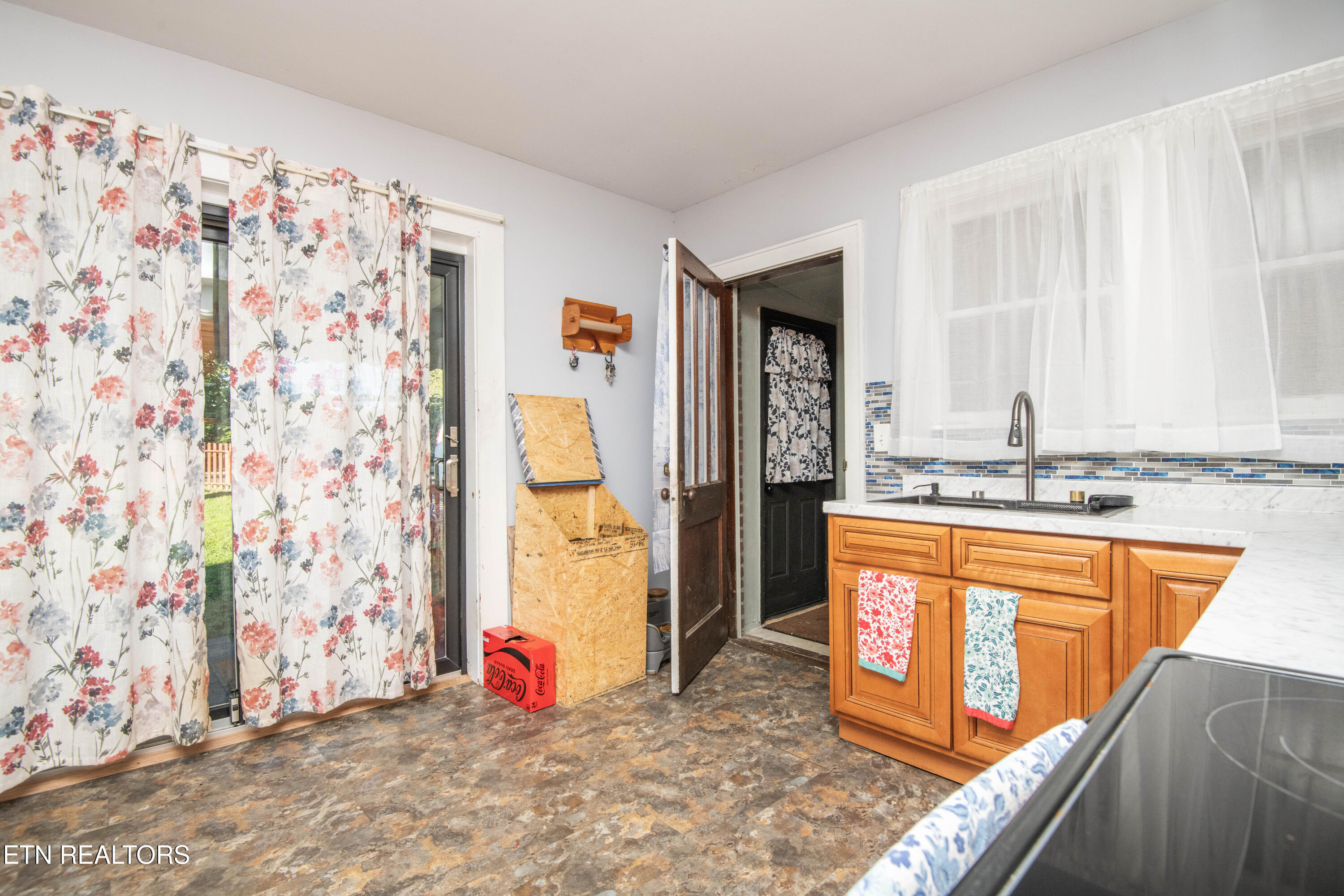 8507 Old Rutledge Pike Knoxville TN 37924