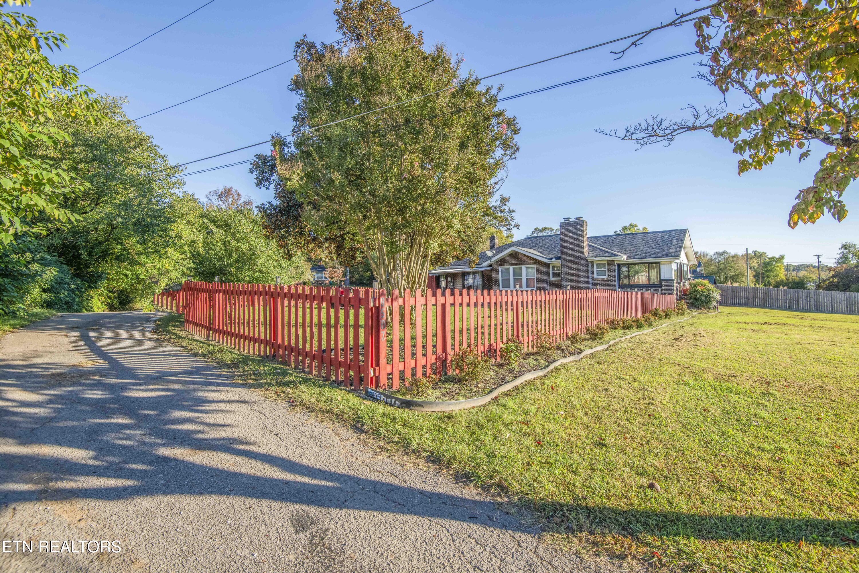 8507 Old Rutledge Pike Knoxville TN 37924