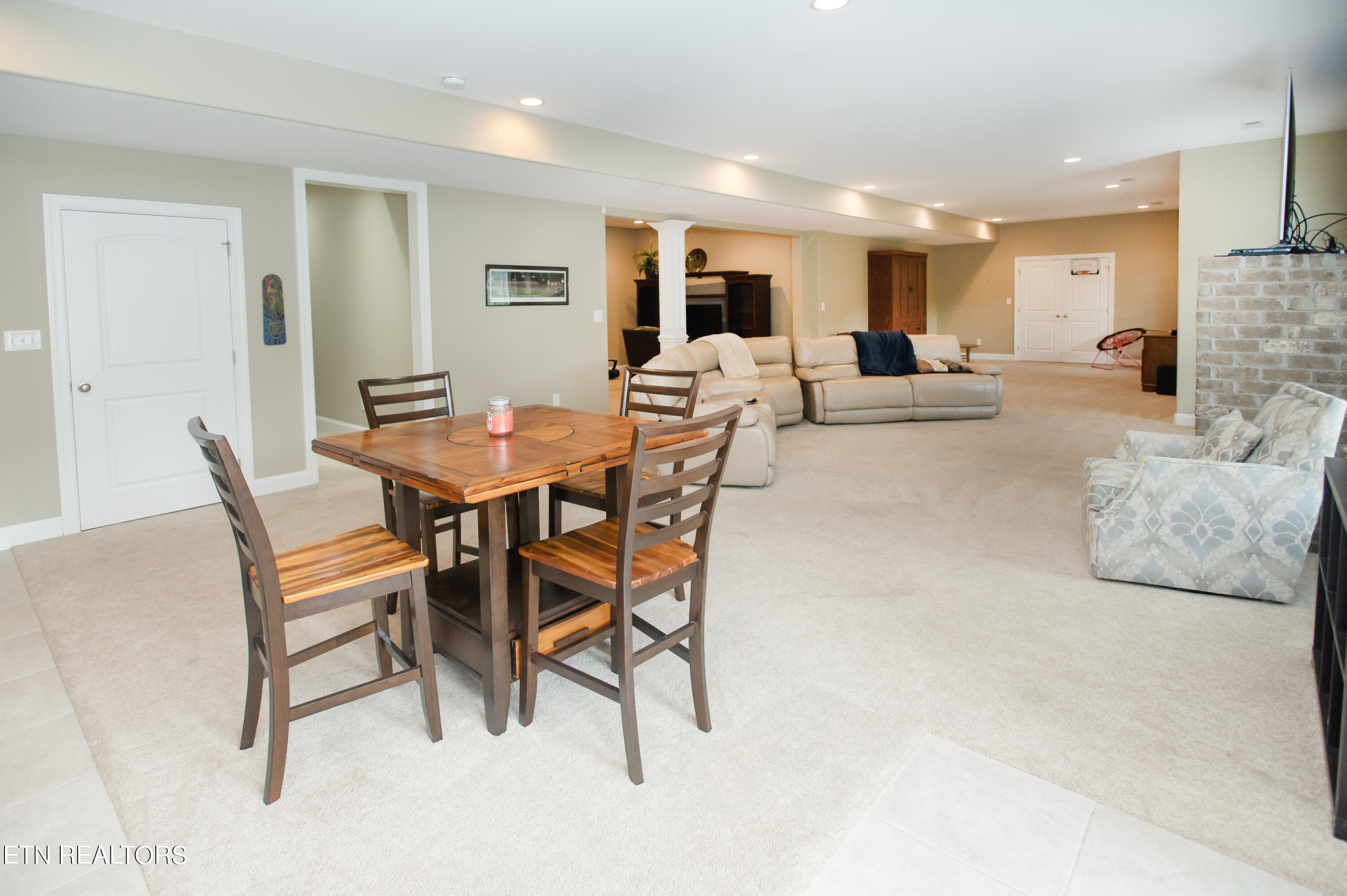 10110 Fox Cove Road Knoxville TN 37922