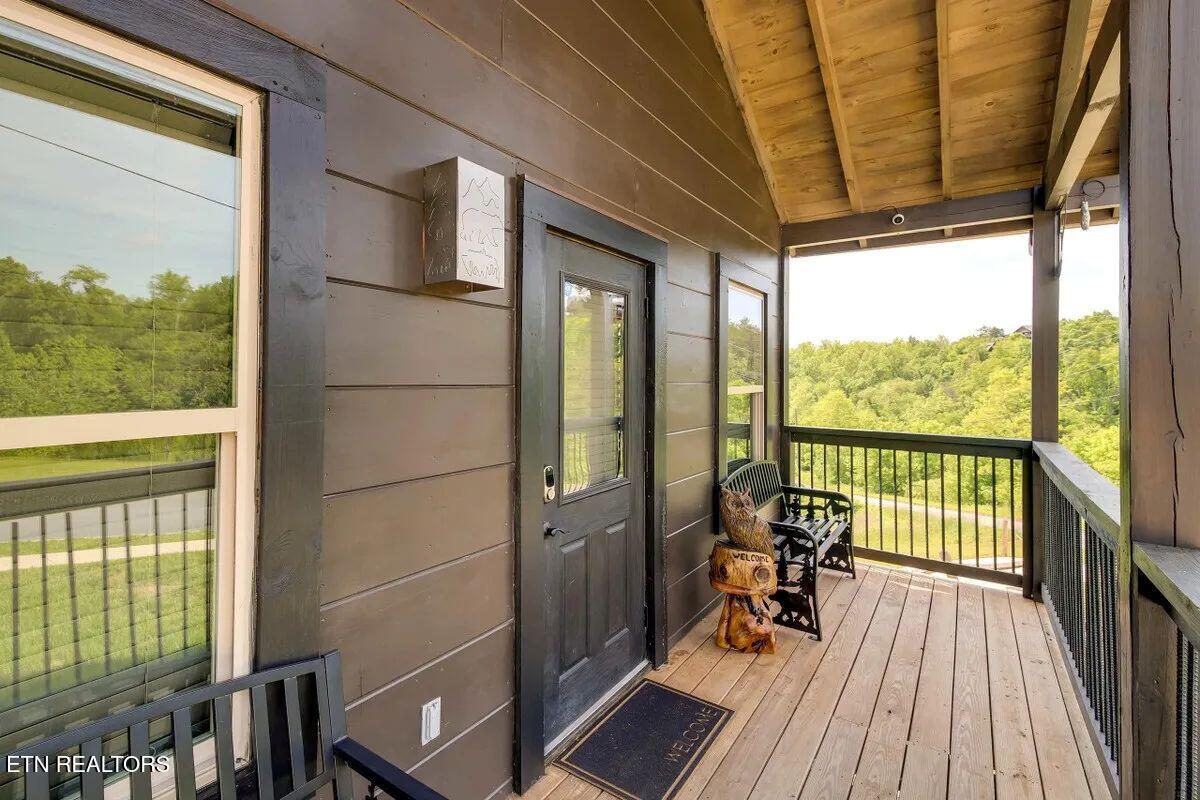 330 Oak Lake Drive Sevierville TN 37876