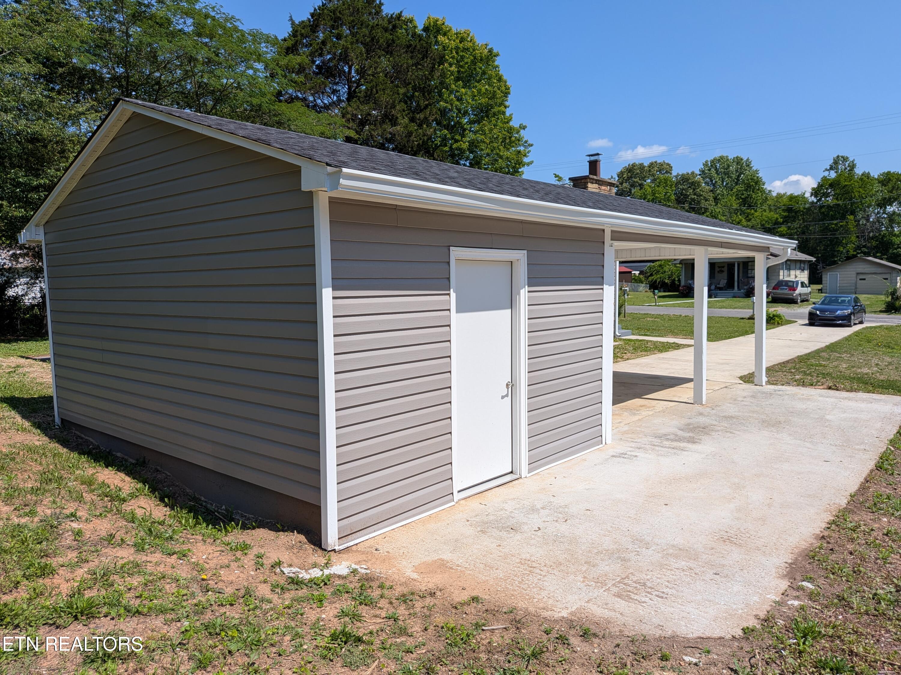 141 Redwood Avenue Dayton TN 37321