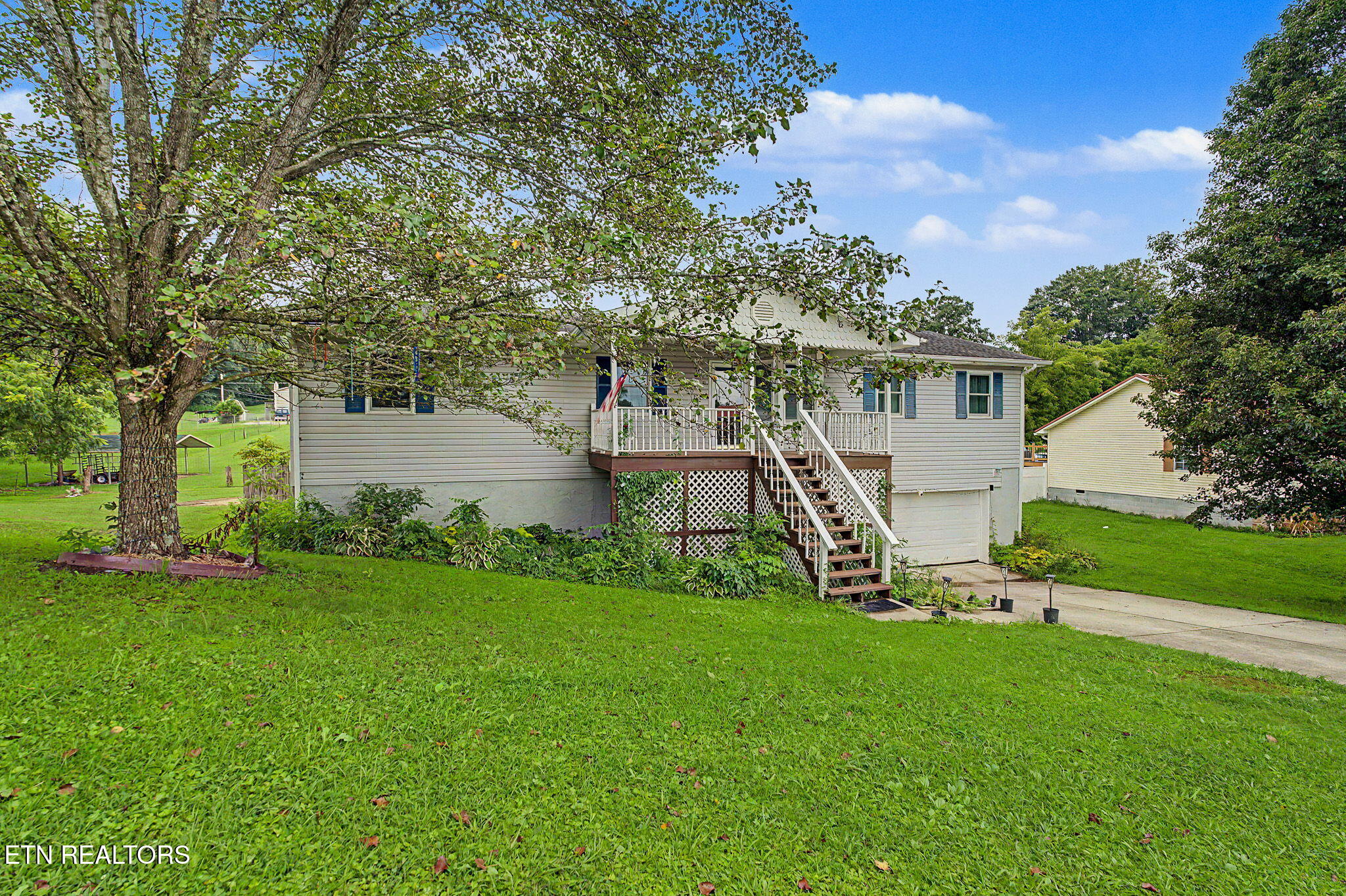 117 Bertha Lane Jacksboro TN 37757