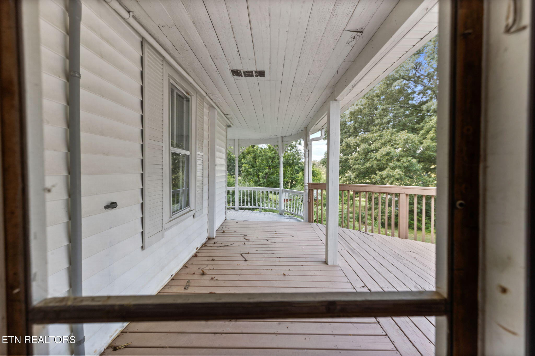 200 Memory Lane Benton TN 37307