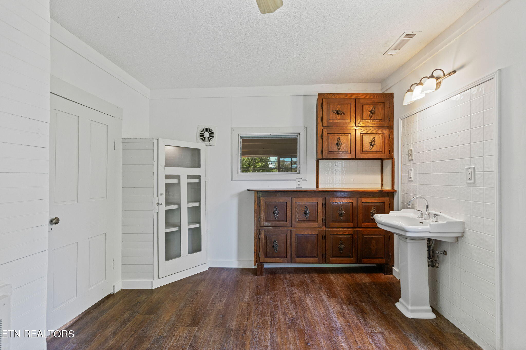 200 Memory Lane Benton TN 37307