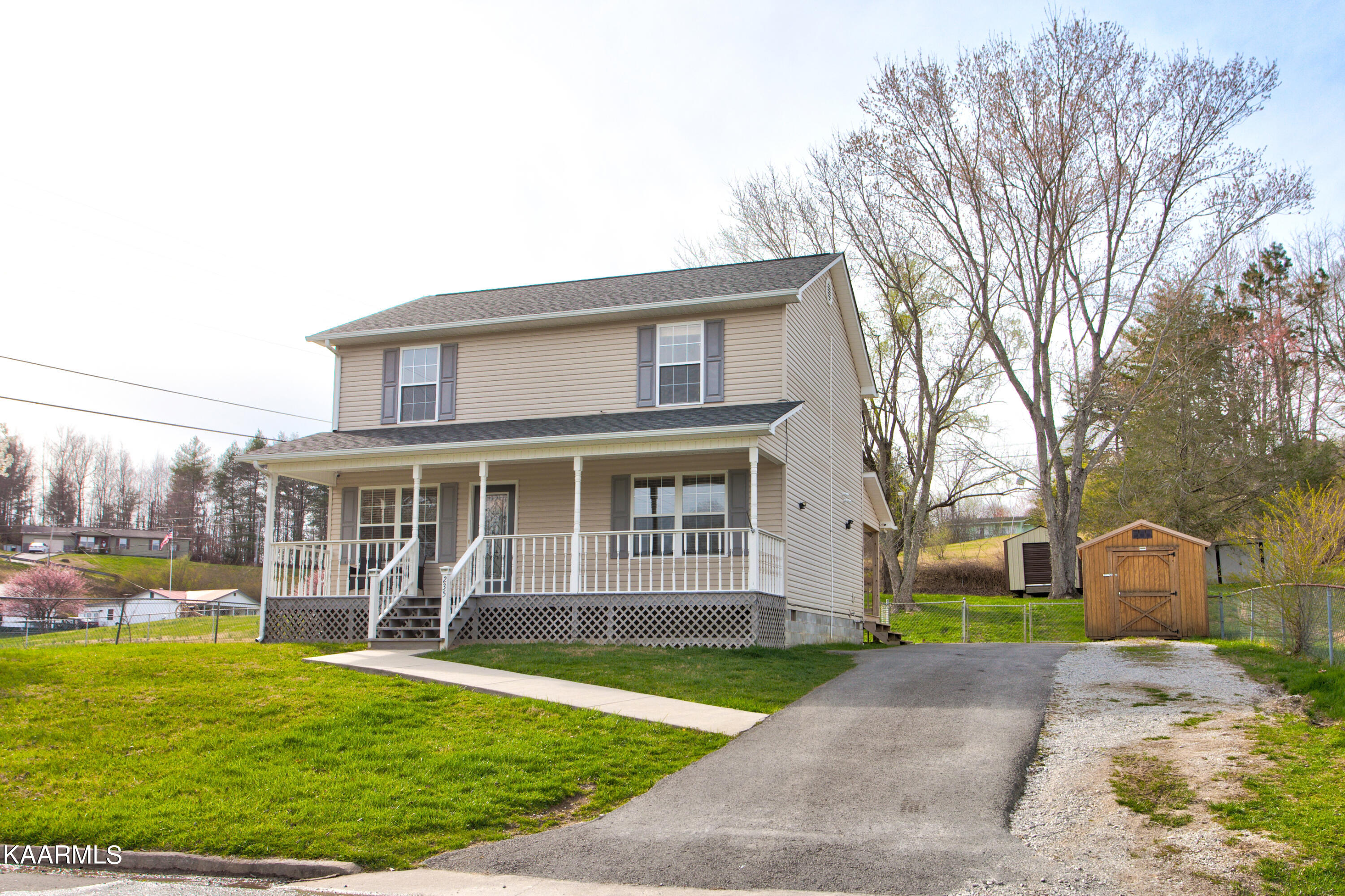 235 Troxel Drive Oneida TN 37841
