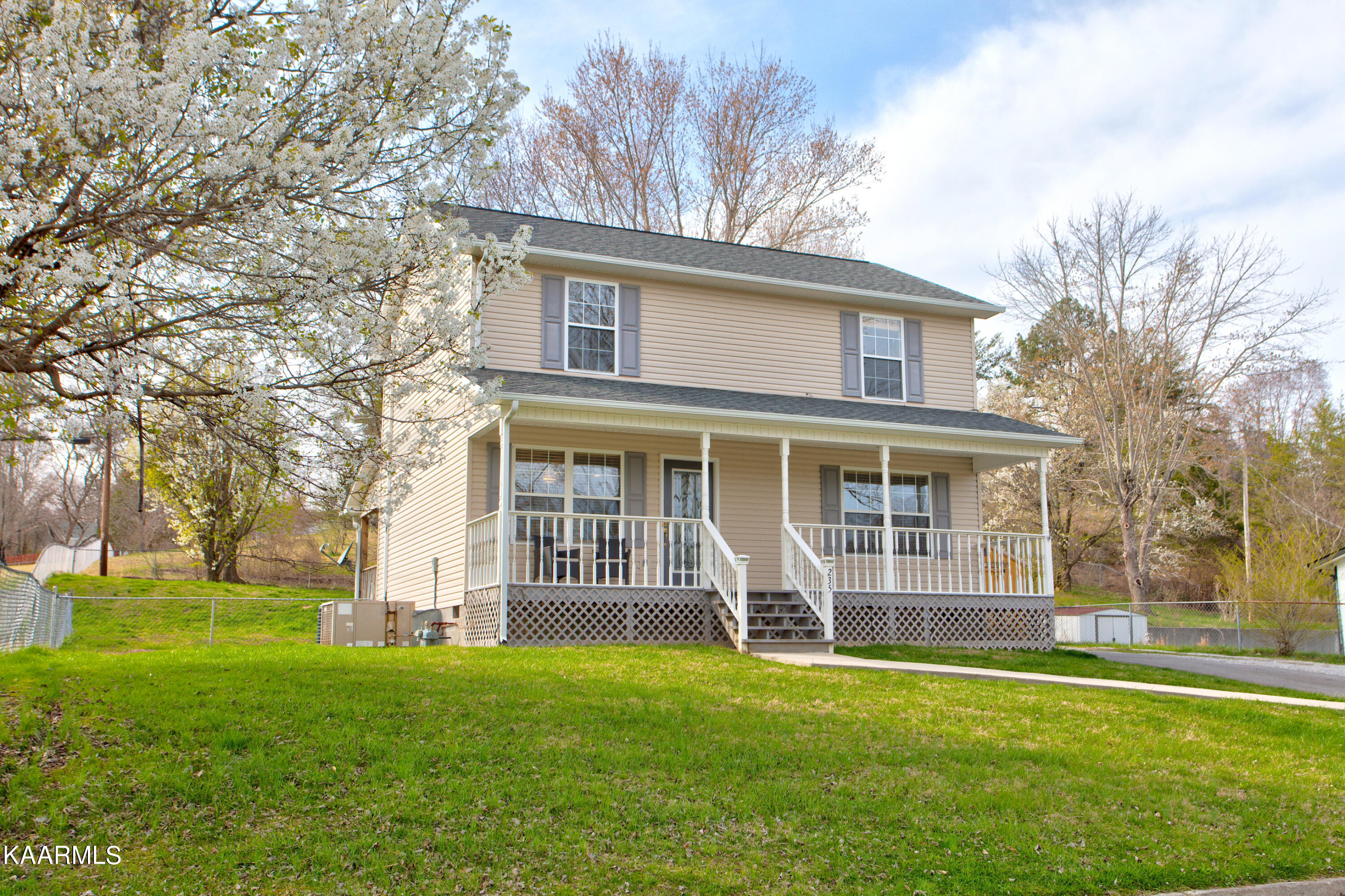 235 Troxel Drive Oneida TN 37841