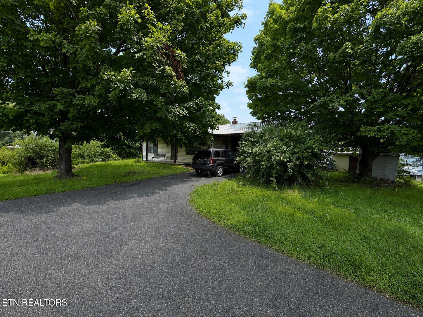 1237 Faith Lane Dandridge TN 37725