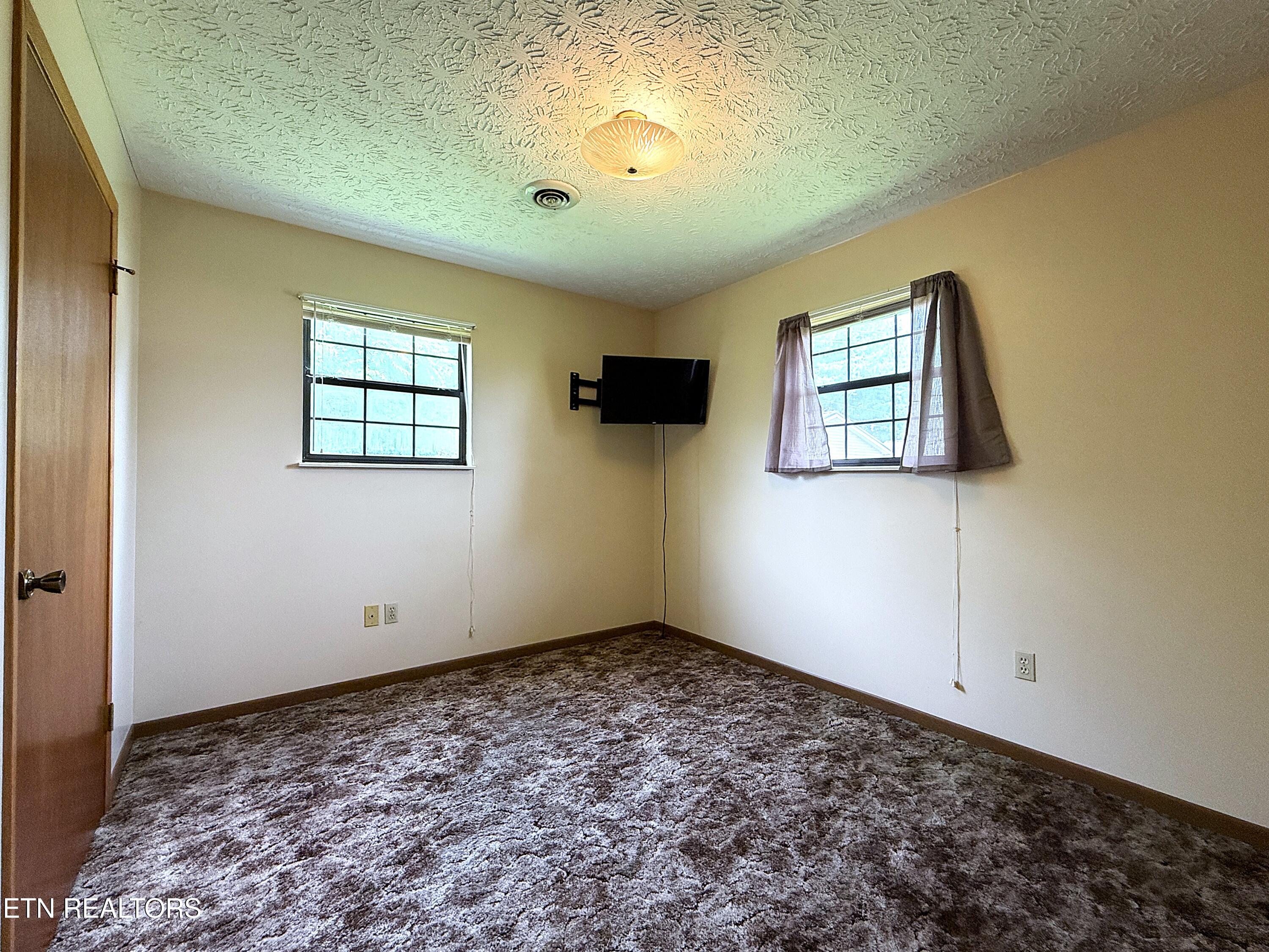 1237 Faith Lane Dandridge TN 37725