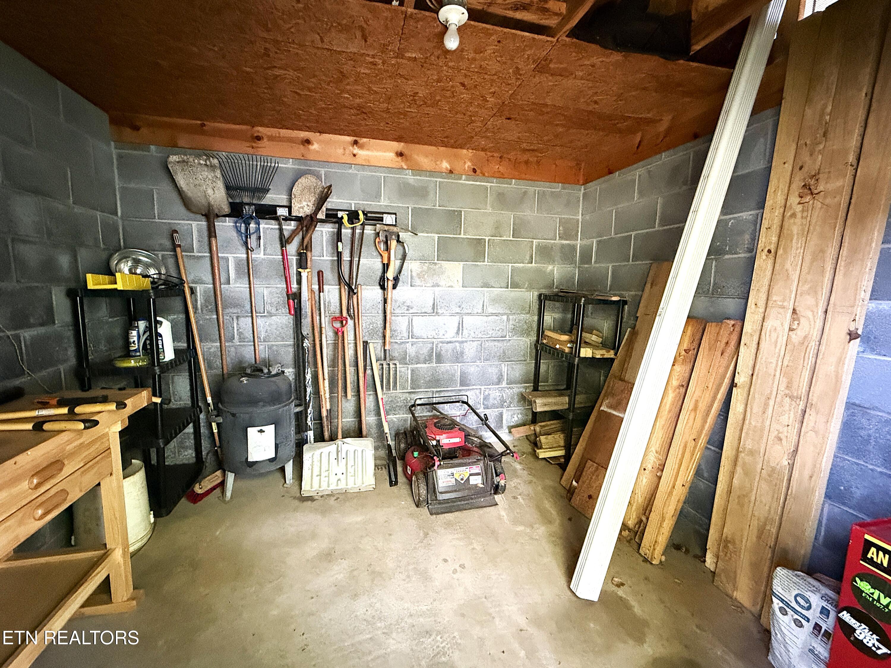 1237 Faith Lane Dandridge TN 37725