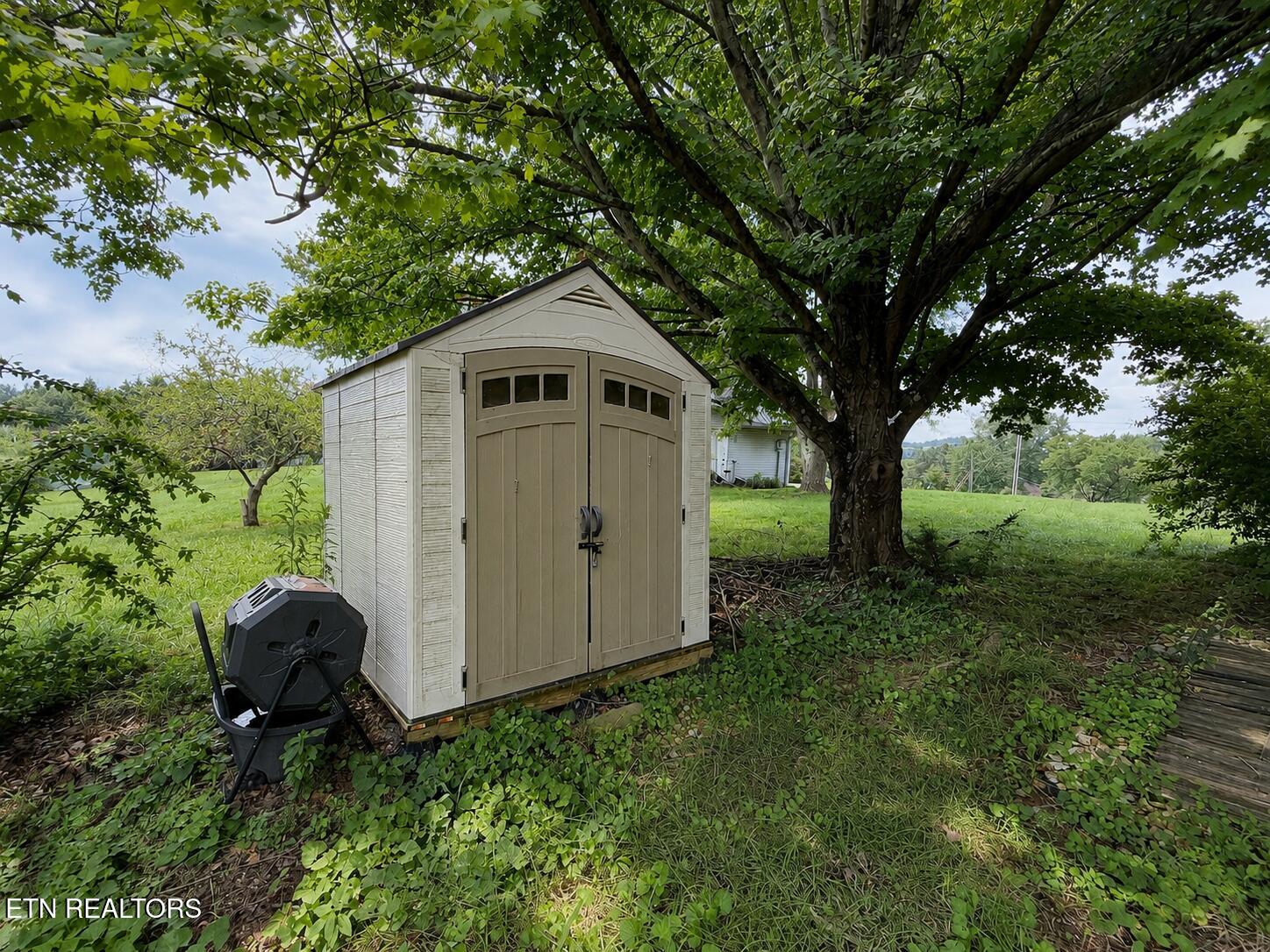 1237 Faith Lane Dandridge TN 37725