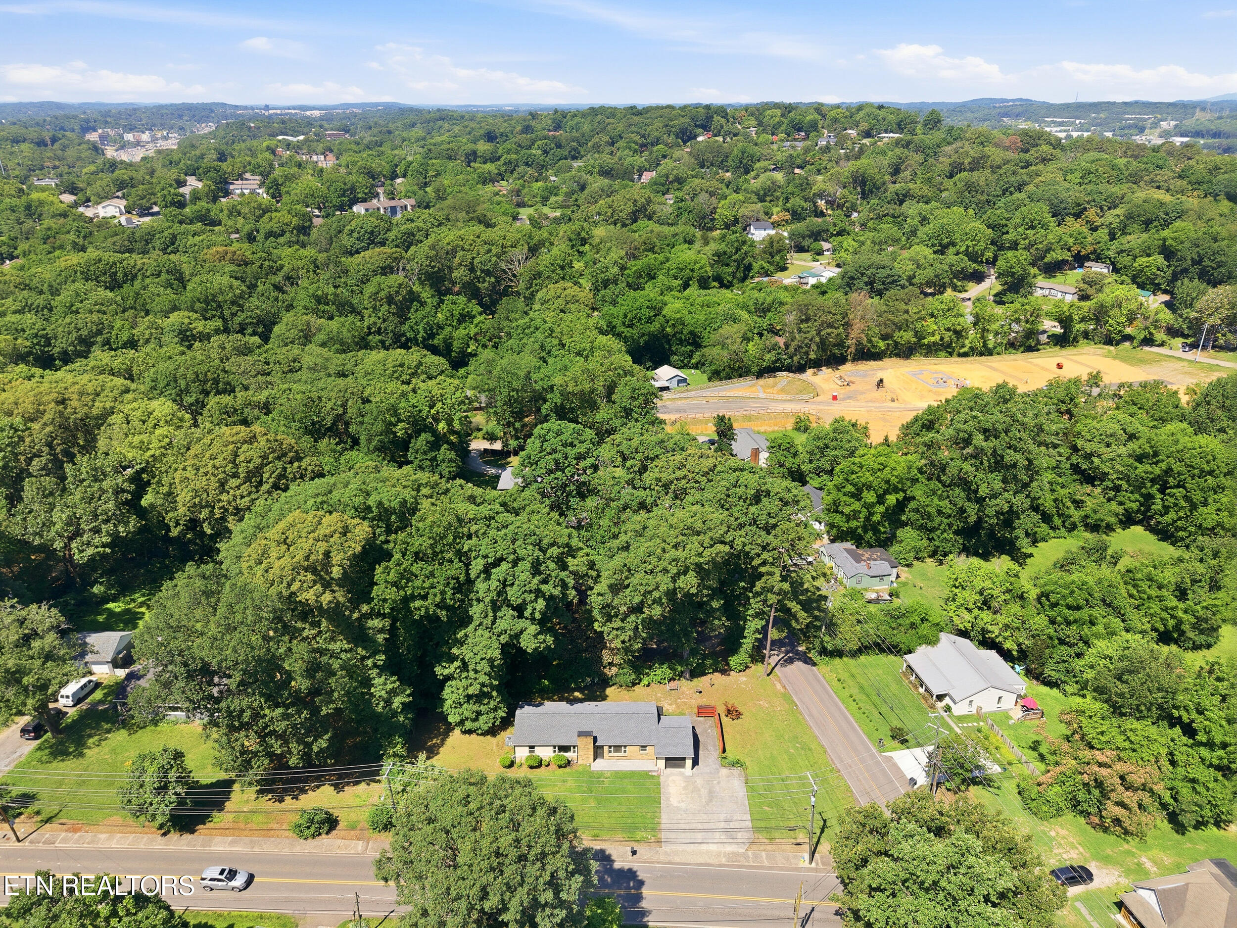 1621 Hollywood Road Knoxville TN 37909
