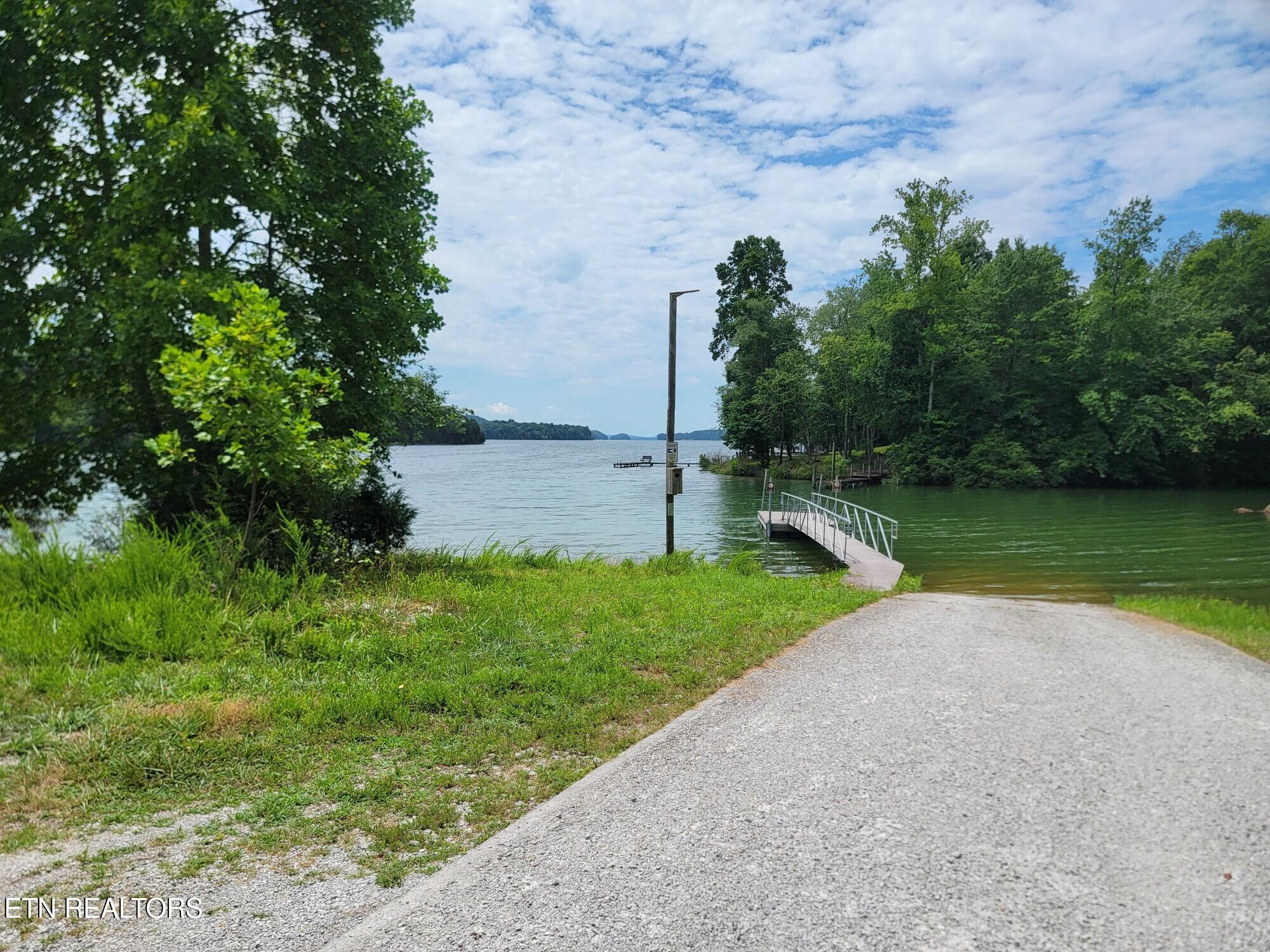 140 Mary Brown Lane Rockwood TN 37854