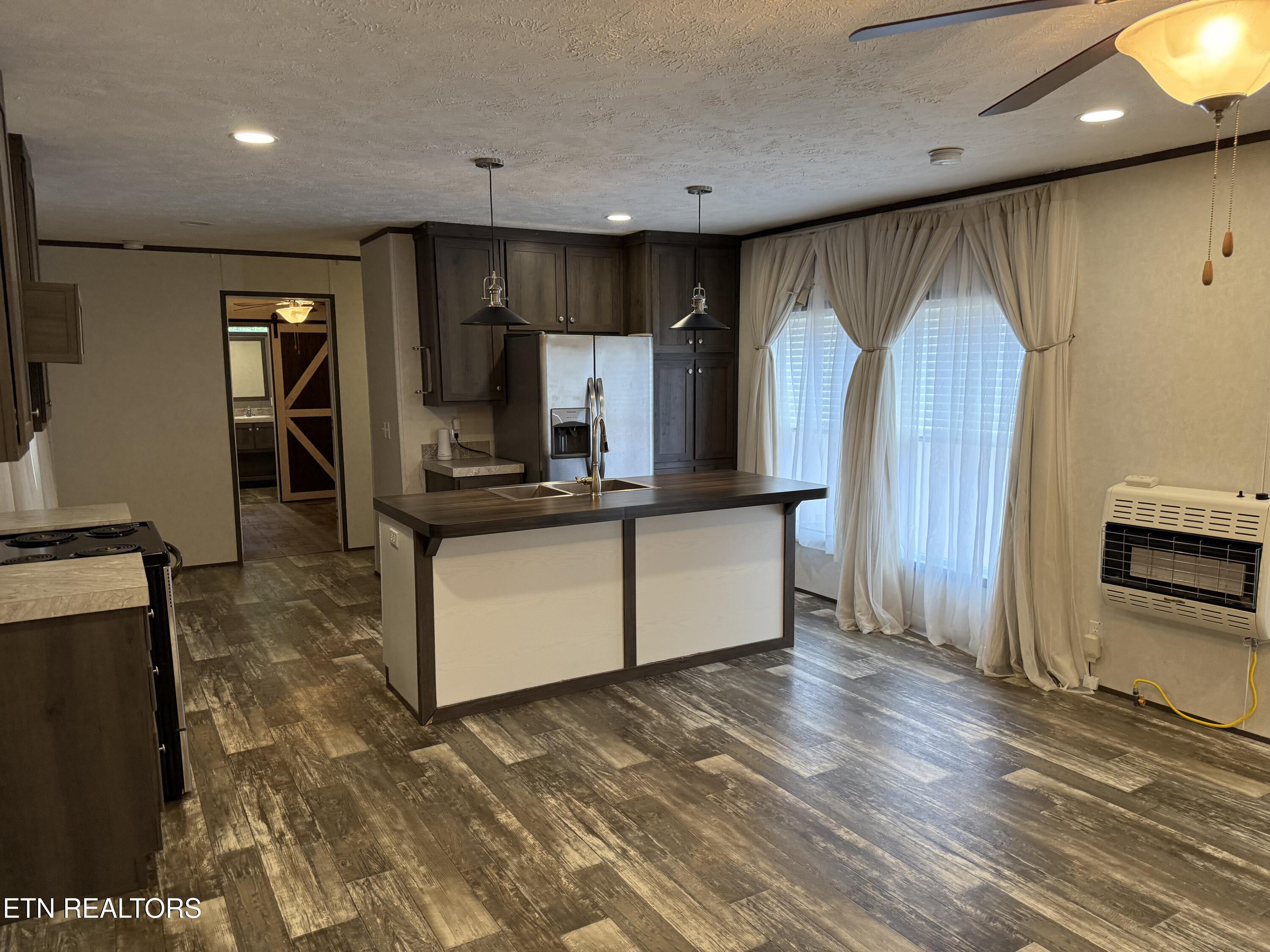1366 Pearl Hinds Road Jamestown TN 38556