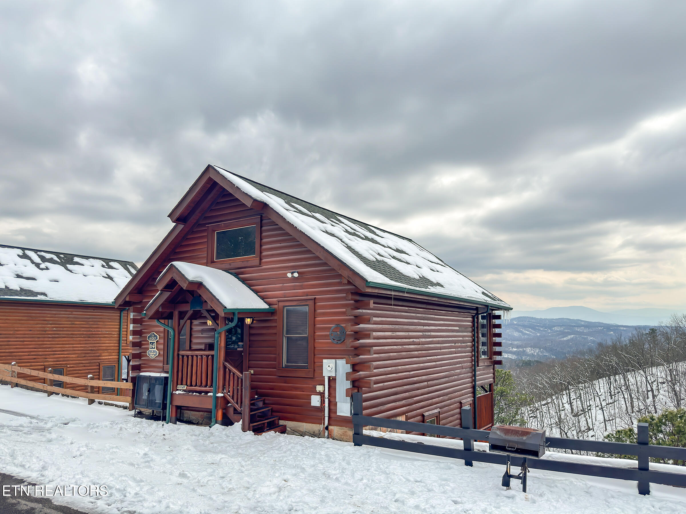 2517 Look Afar View Drive Sevierville TN 37876