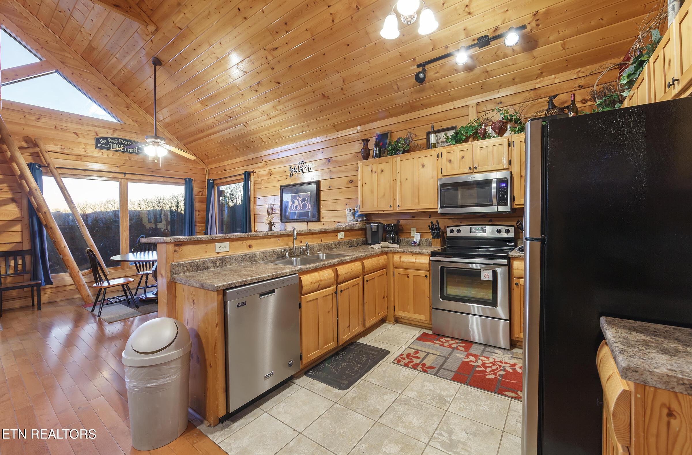 2517 Look Afar View Drive Sevierville TN 37876