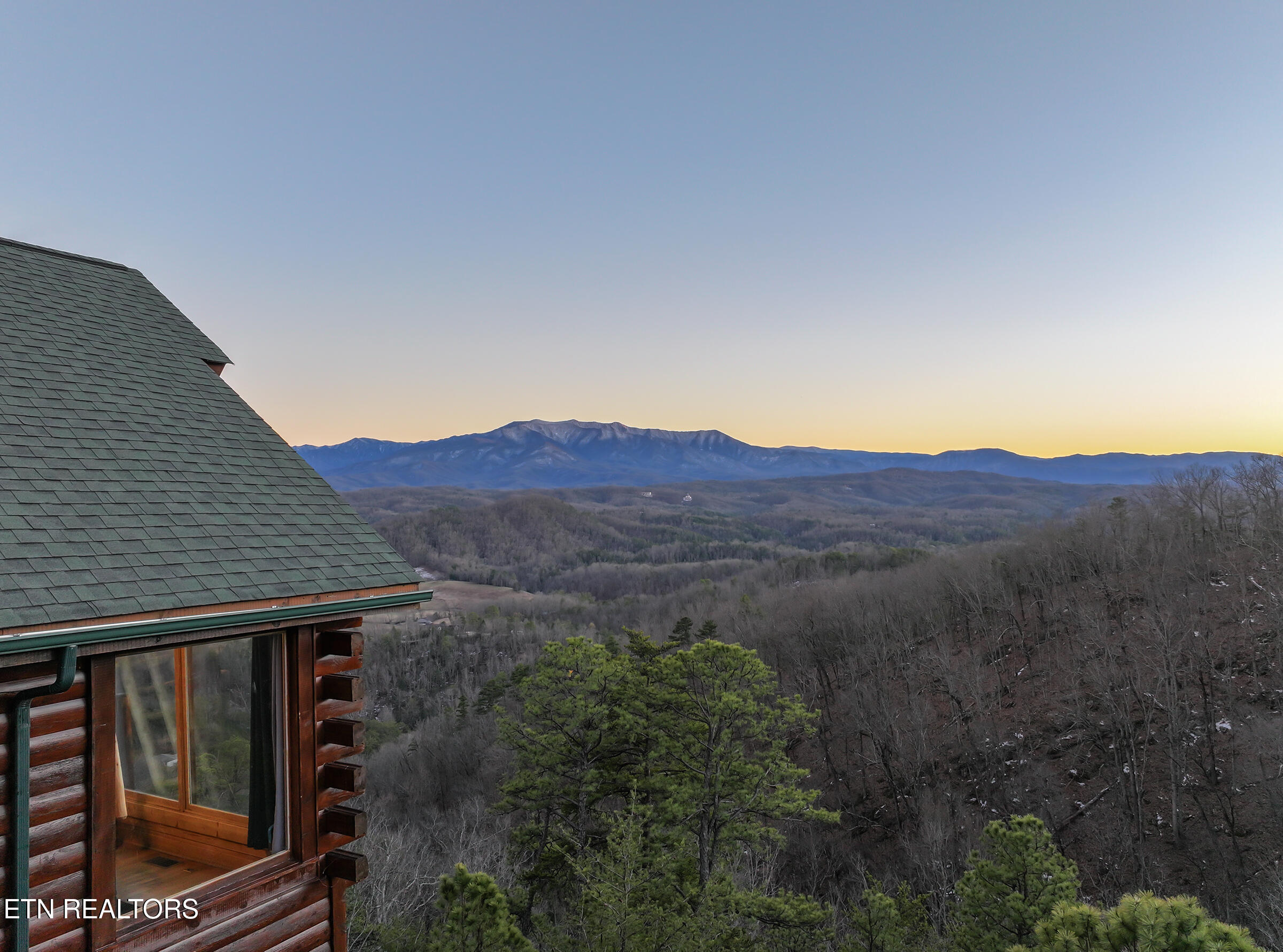 2517 Look Afar View Drive Sevierville TN 37876