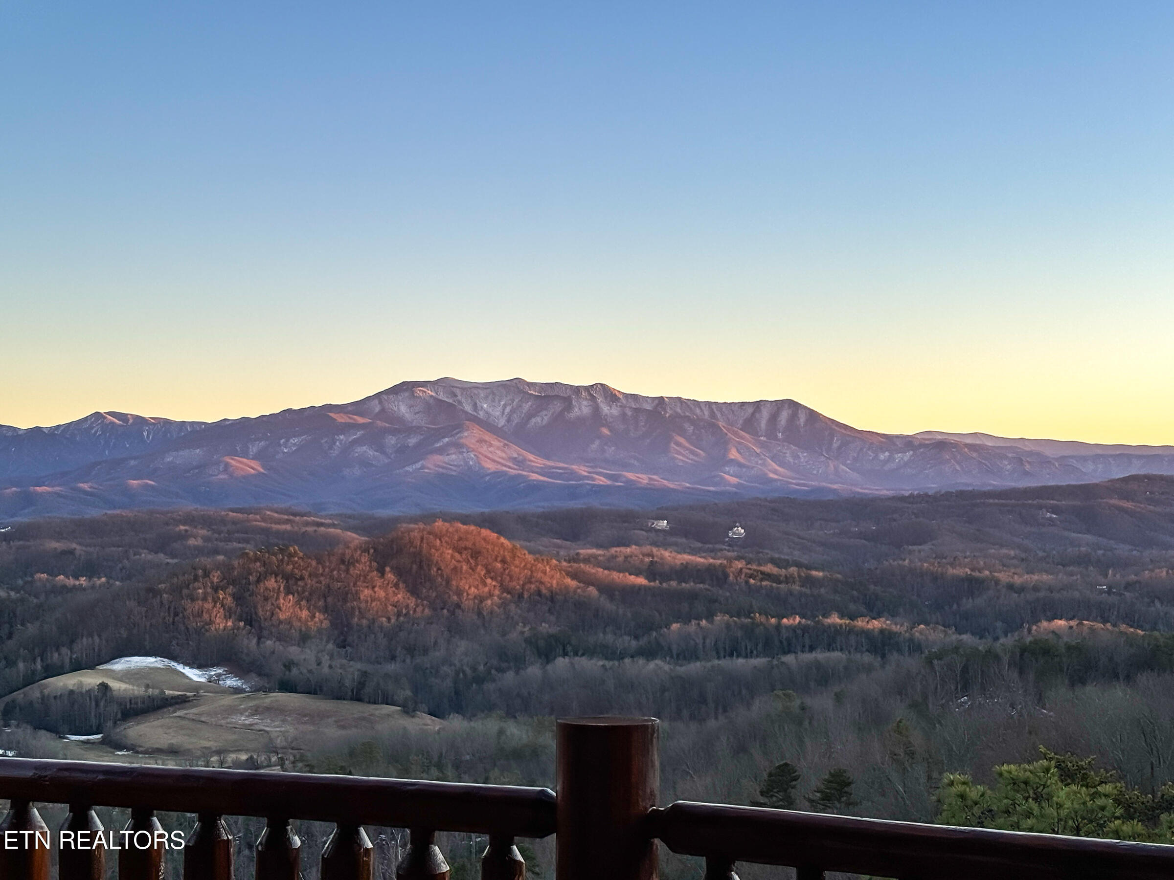 2517 Look Afar View Drive Sevierville TN 37876