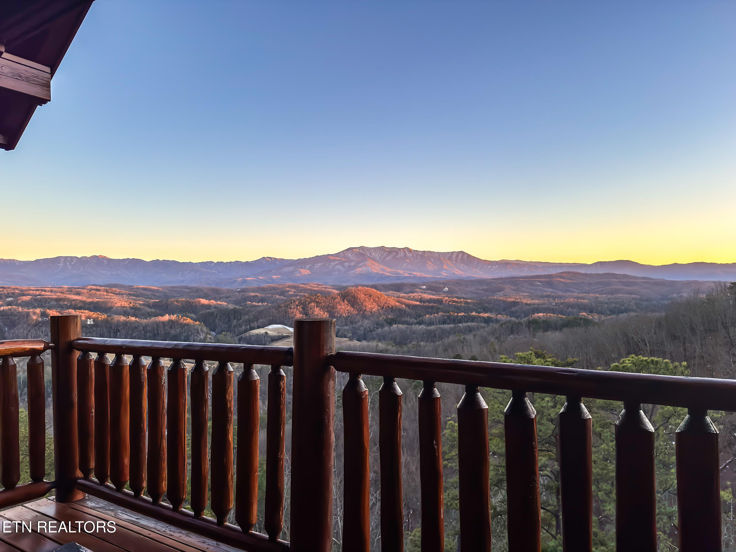 2517 Look Afar View Drive Sevierville TN 37876